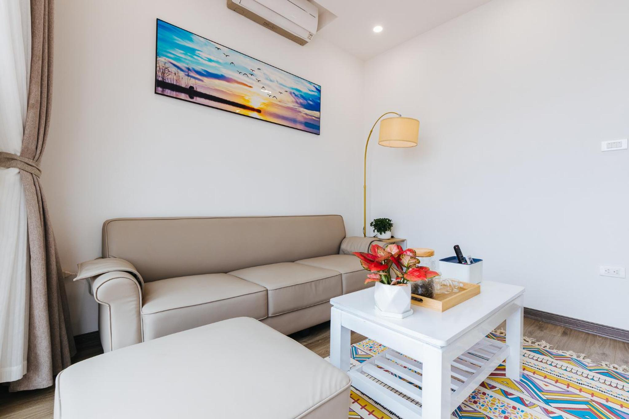 LUCK APART 9 - Hanoi WestLake Balcony Apartment