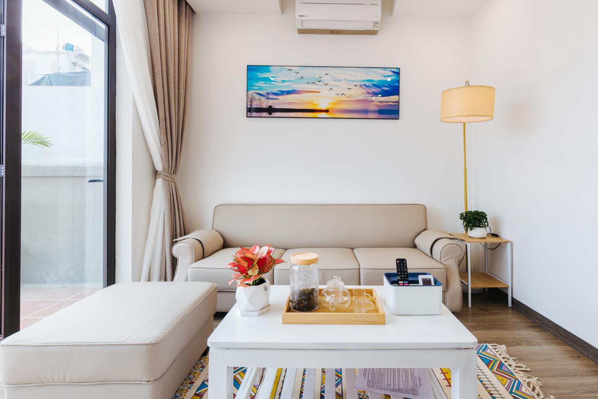 LUCK APART 9 - Hanoi WestLake Balcony Apartment