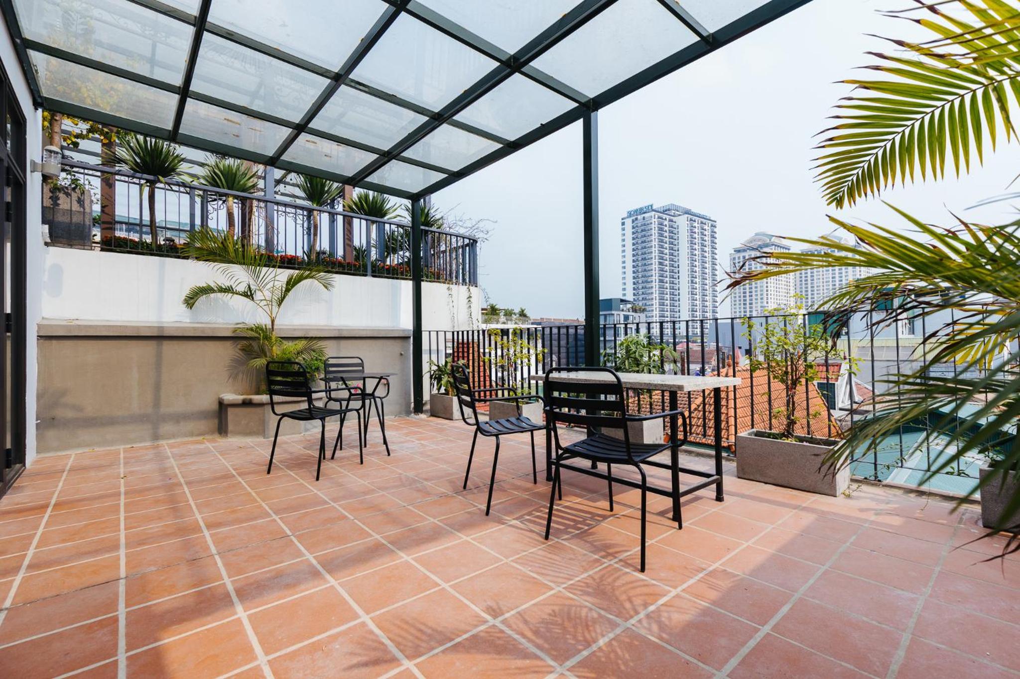 LUCK APART 9 - Hanoi WestLake Balcony Apartment