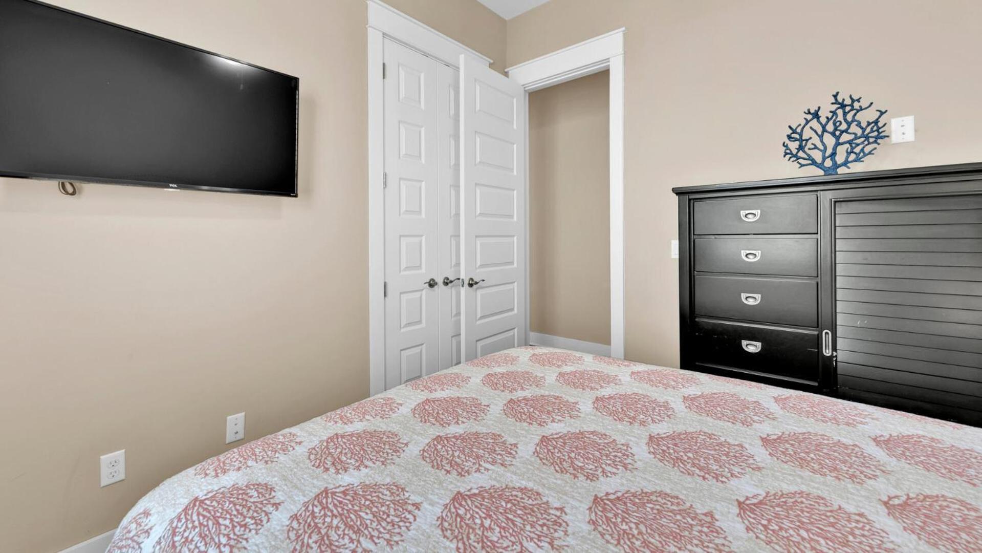 Popular Prominence Townhome Pet Friendly