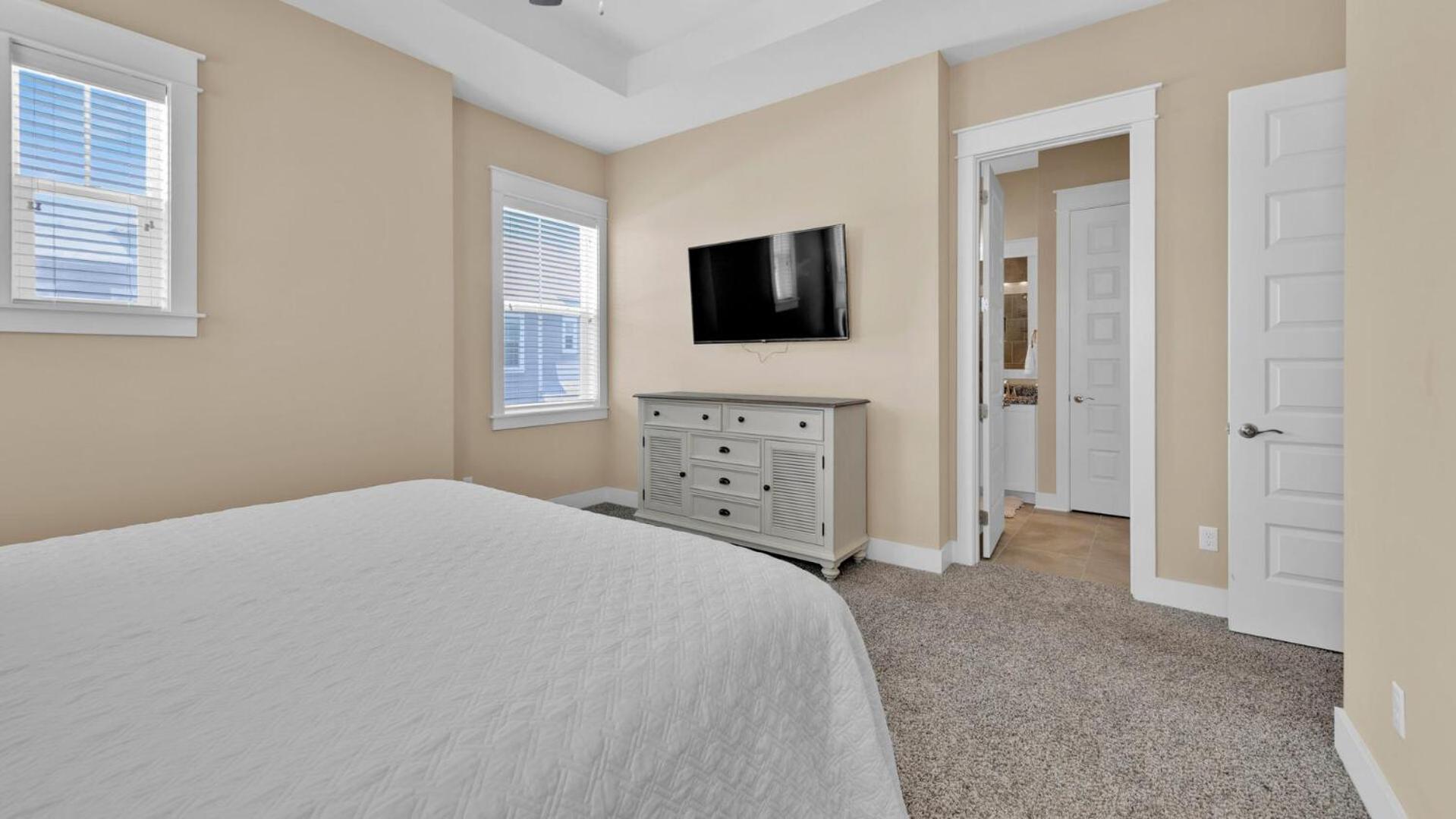 Popular Prominence Townhome Pet Friendly