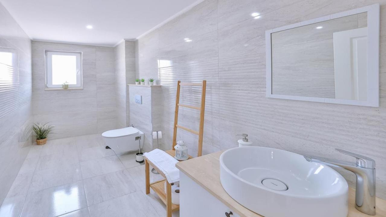 Begonya Suites - Image 84