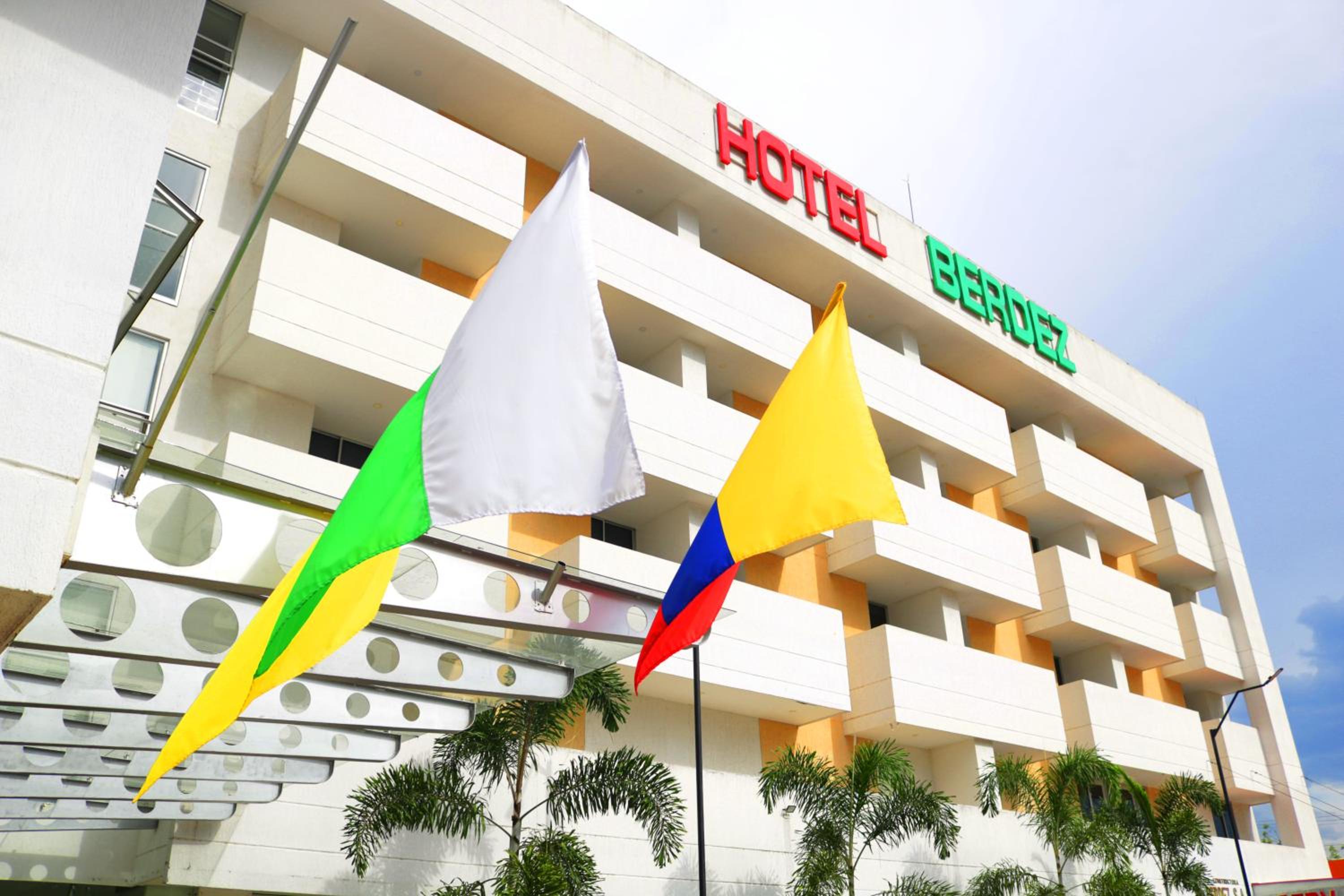Hotel Berdez - Image 1