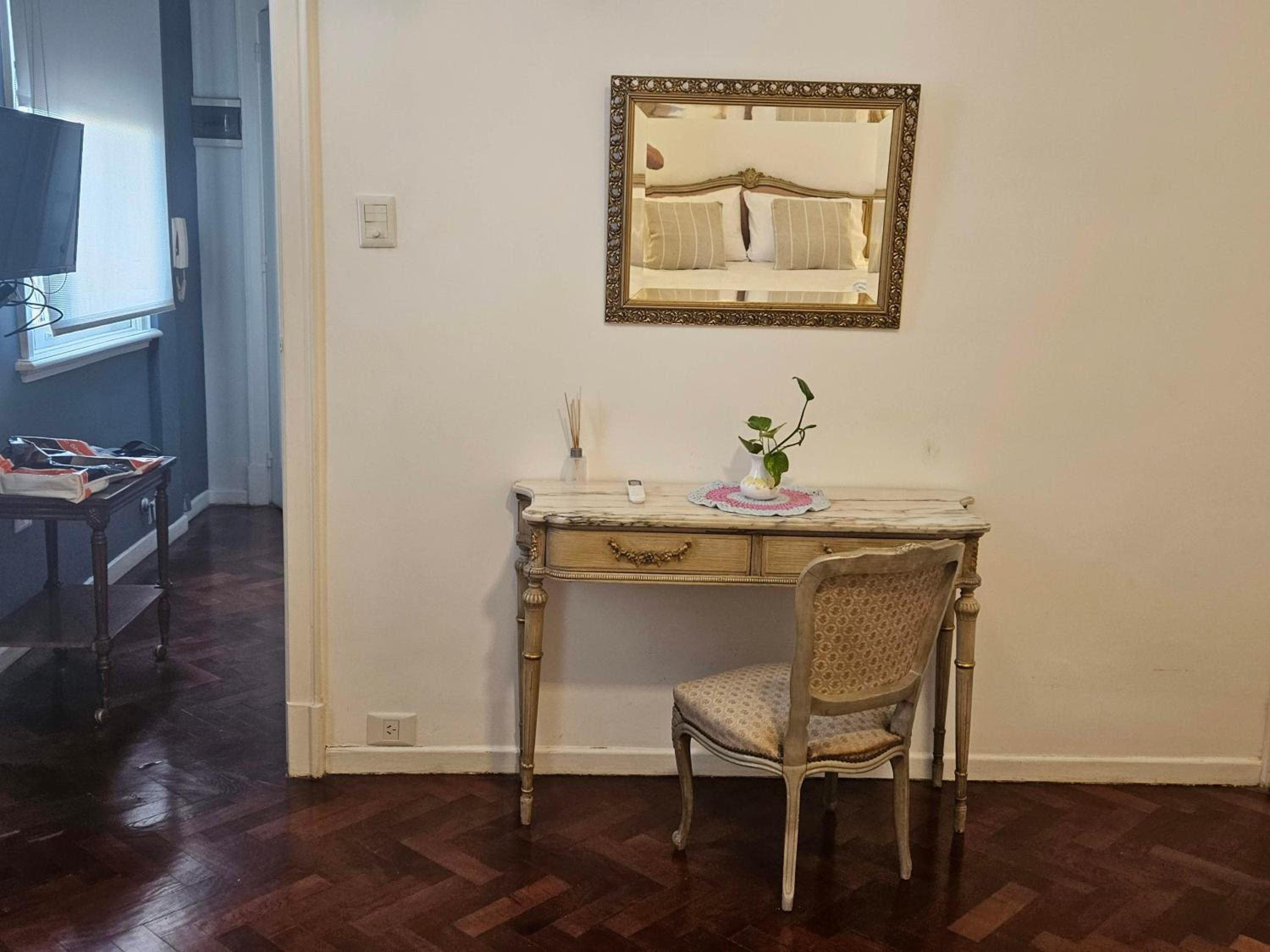 Obelisco Apartment view 2
