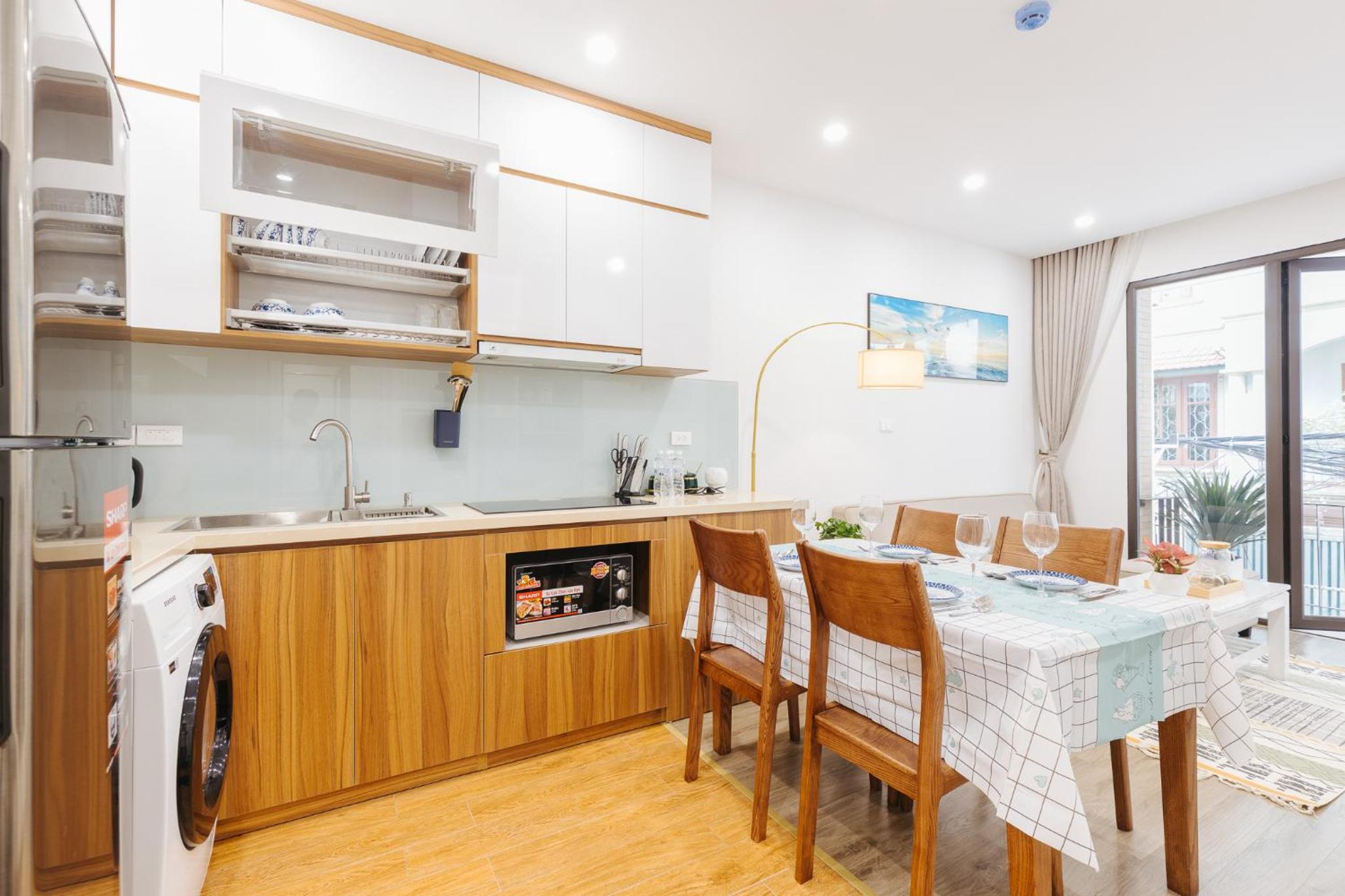 LUCK APART 9 - Hanoi WestLake Balcony Apartment