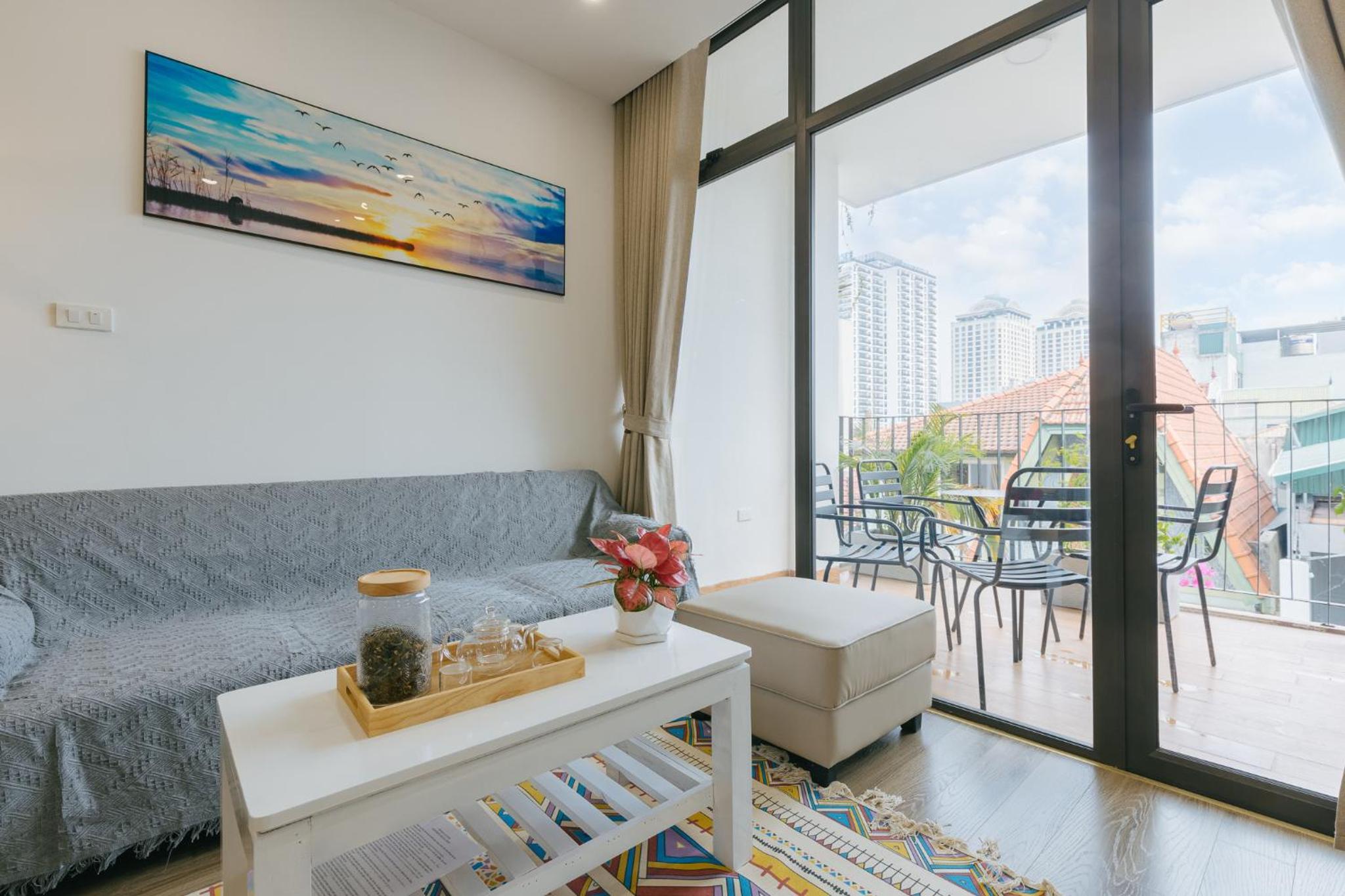 LUCK APART 9 - Hanoi WestLake Balcony Apartment