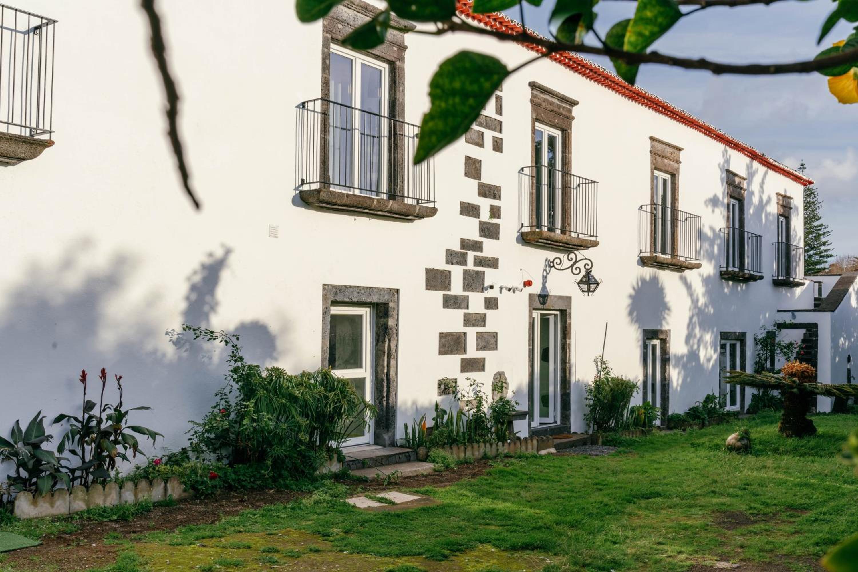 Senhora do Carmo Charm House view 5