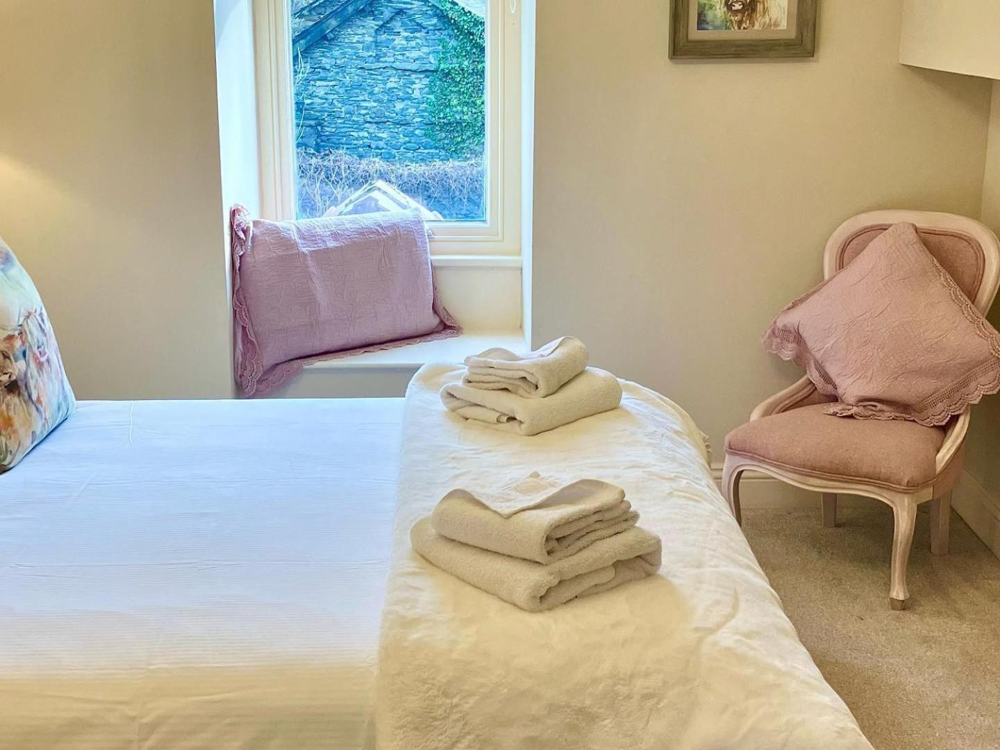 Storrs Gate House B & B No pets Allowed