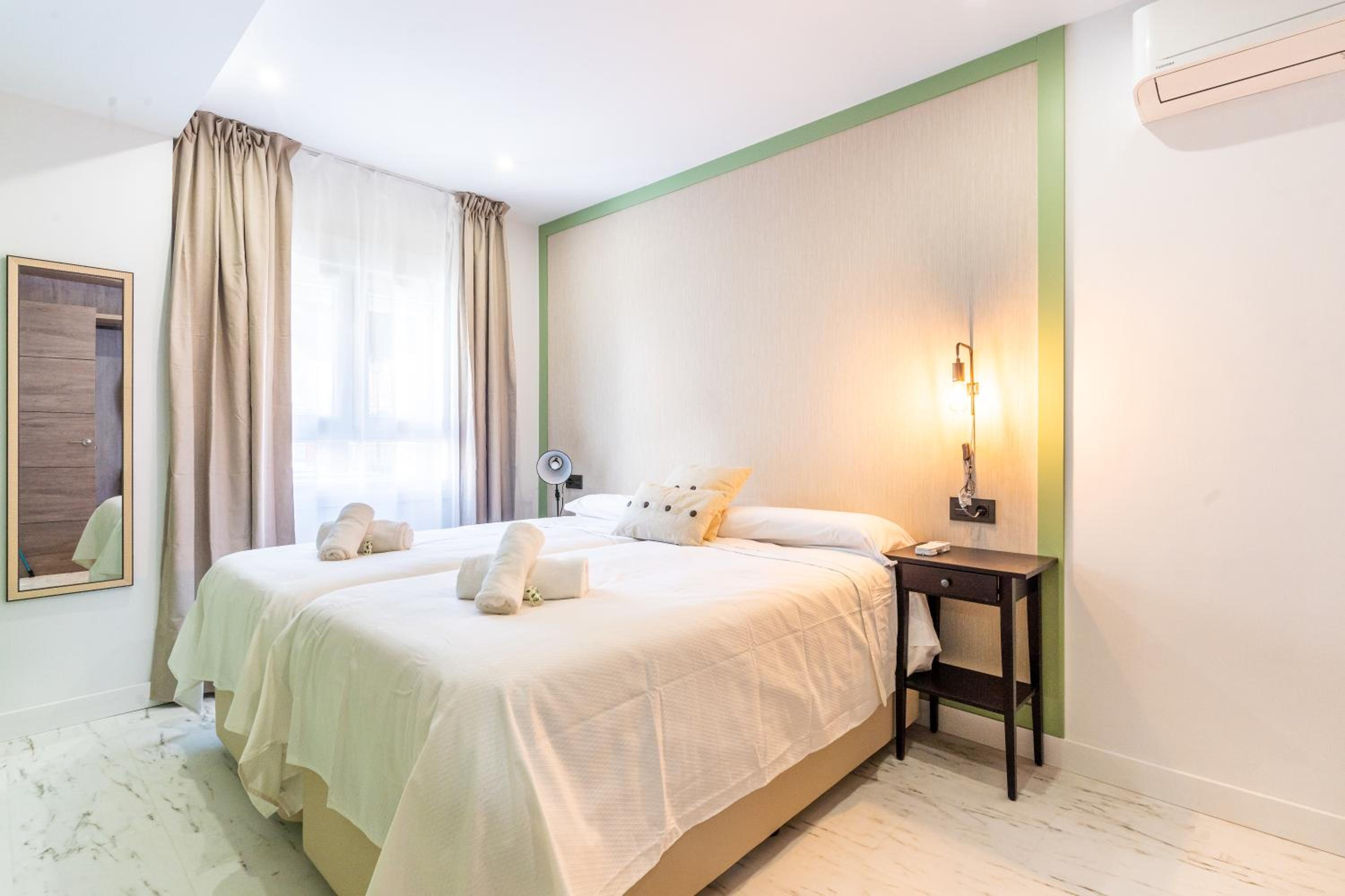 Apartaments Paseo Marítimo by Expoholidays