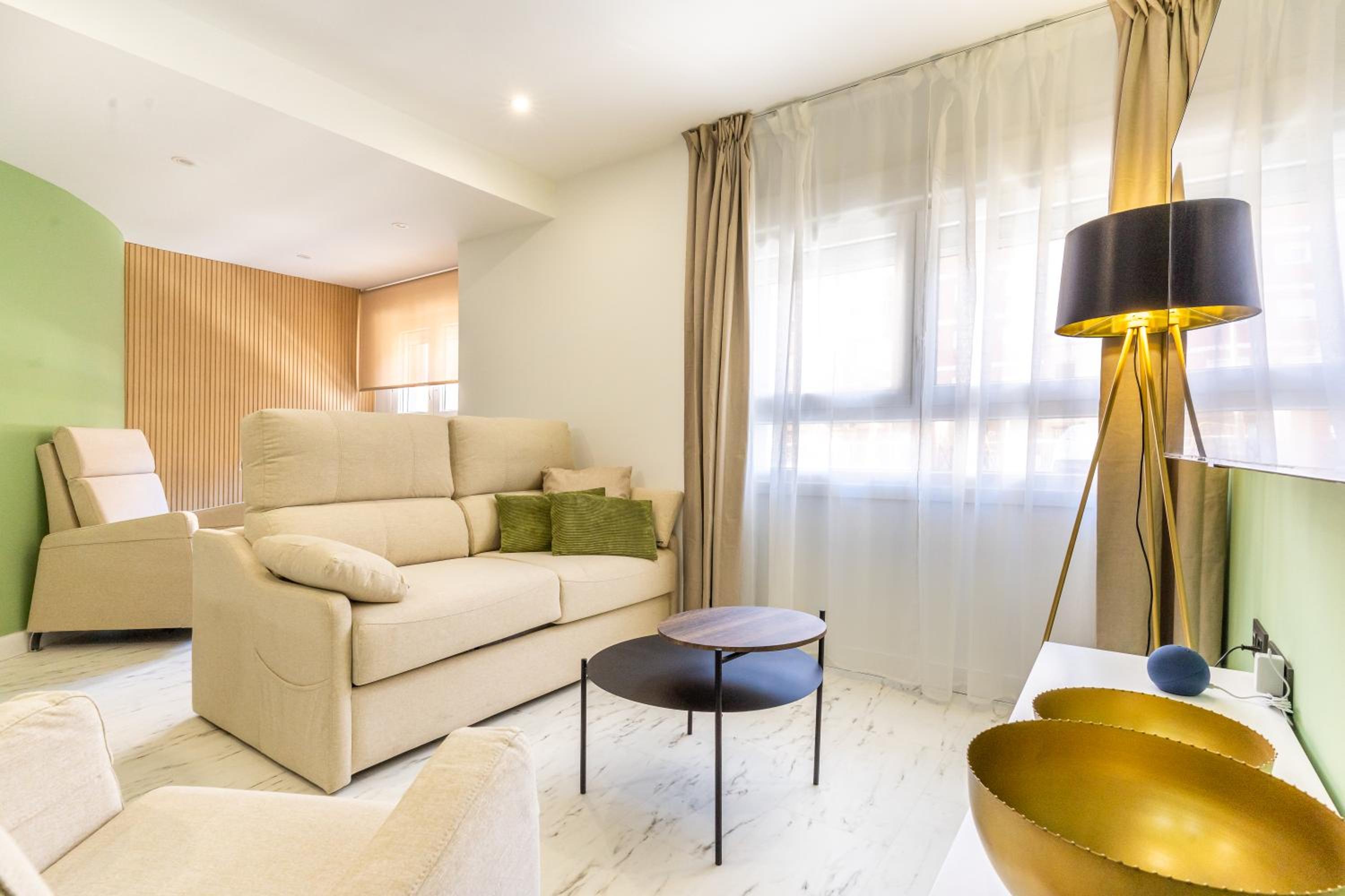 Apartaments Paseo Marítimo by Expoholidays