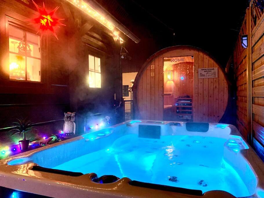 Ferienhaus Sissi - Wellness-Paradies in ruhiger Lage mit Whirlpool und Sauna