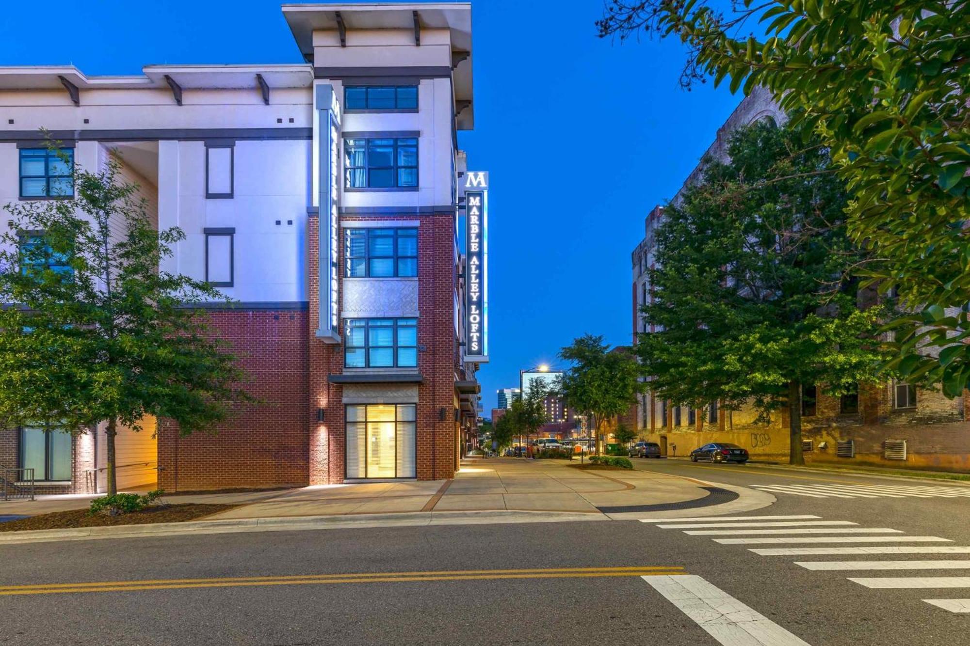 Cozy and Bright Apartments at Marble Alley Lofts in Downtown Knoxville view 5