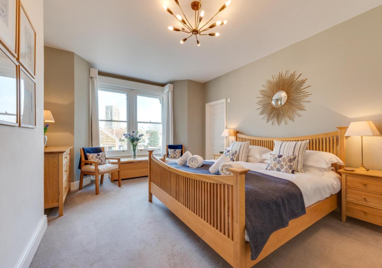 2 Bed in Southwold oc-pos