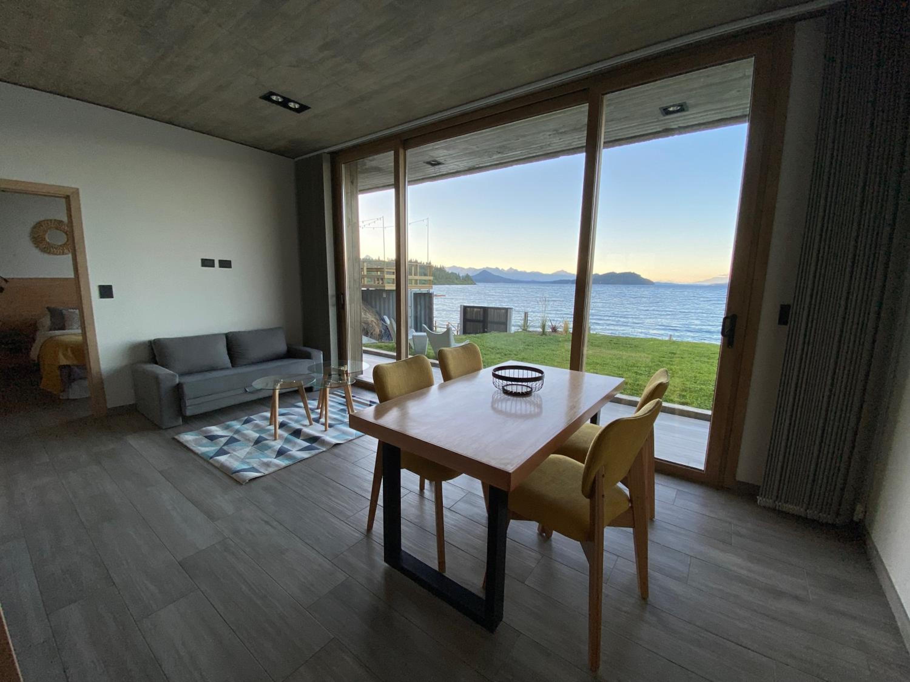 Wa One Lake Homes