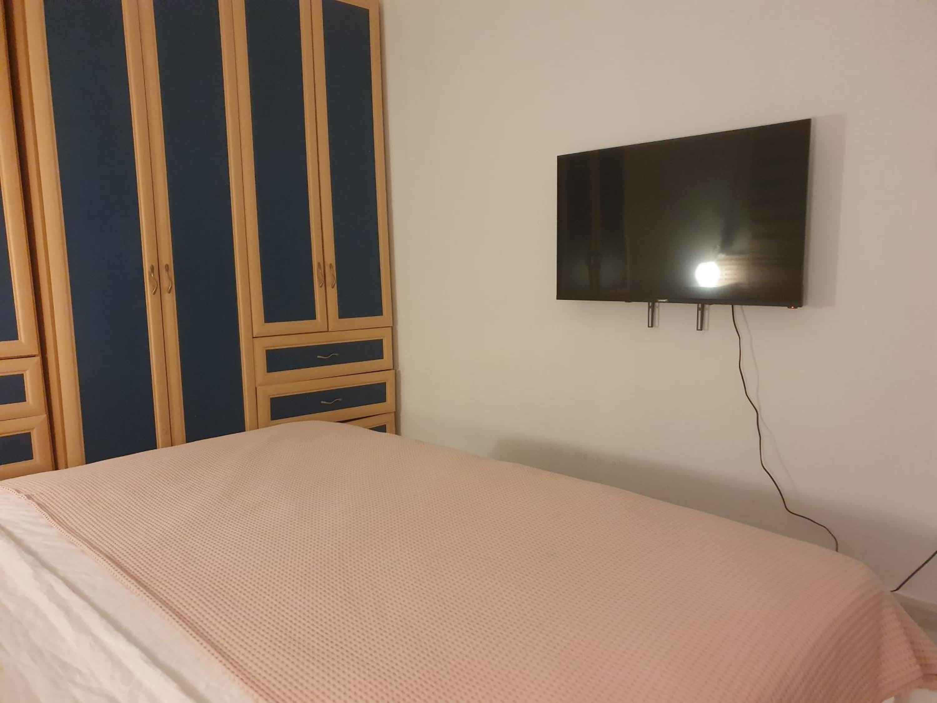 BELLE CHAMBRE CONFORTABLE view 4