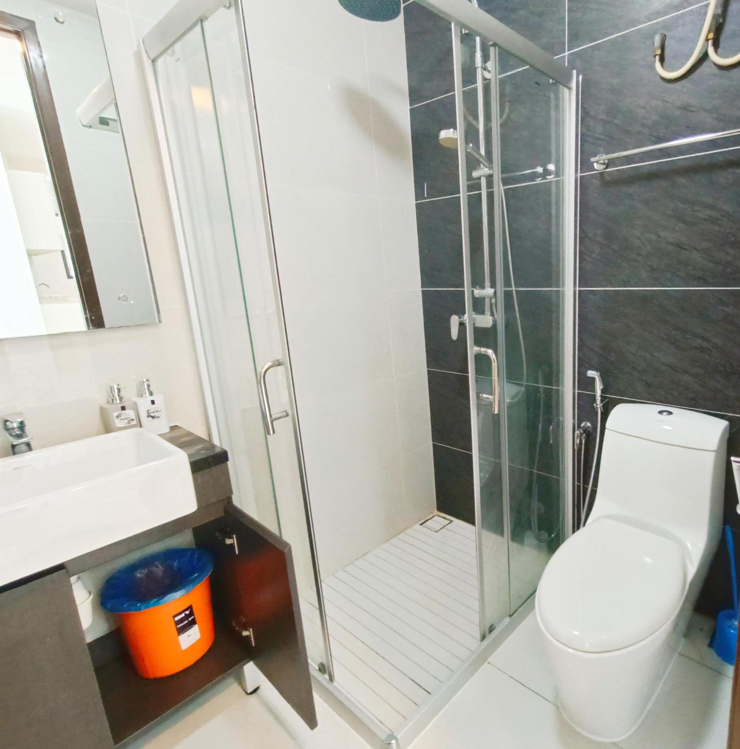 Danga Suite full Sea View, 7 min to CIQ,3BR 8 PAX, Royal stand, By Hint