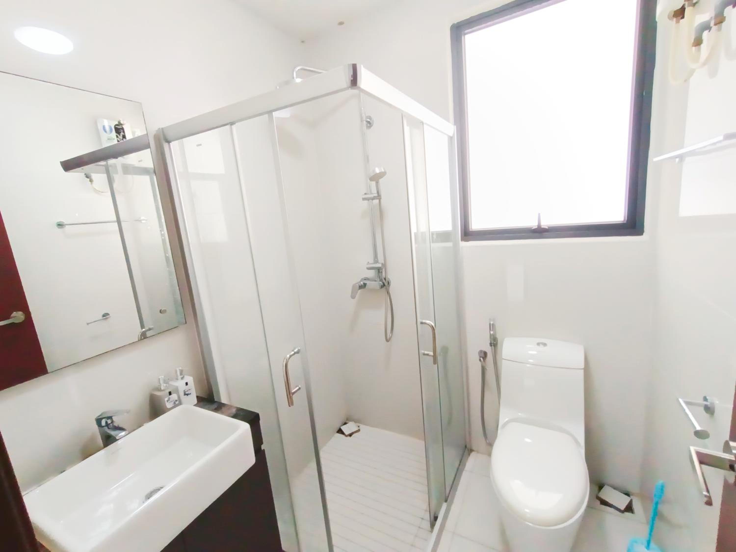 Danga Suite full Sea View, 7 min to CIQ,3BR 8 PAX, Royal stand, By Hint