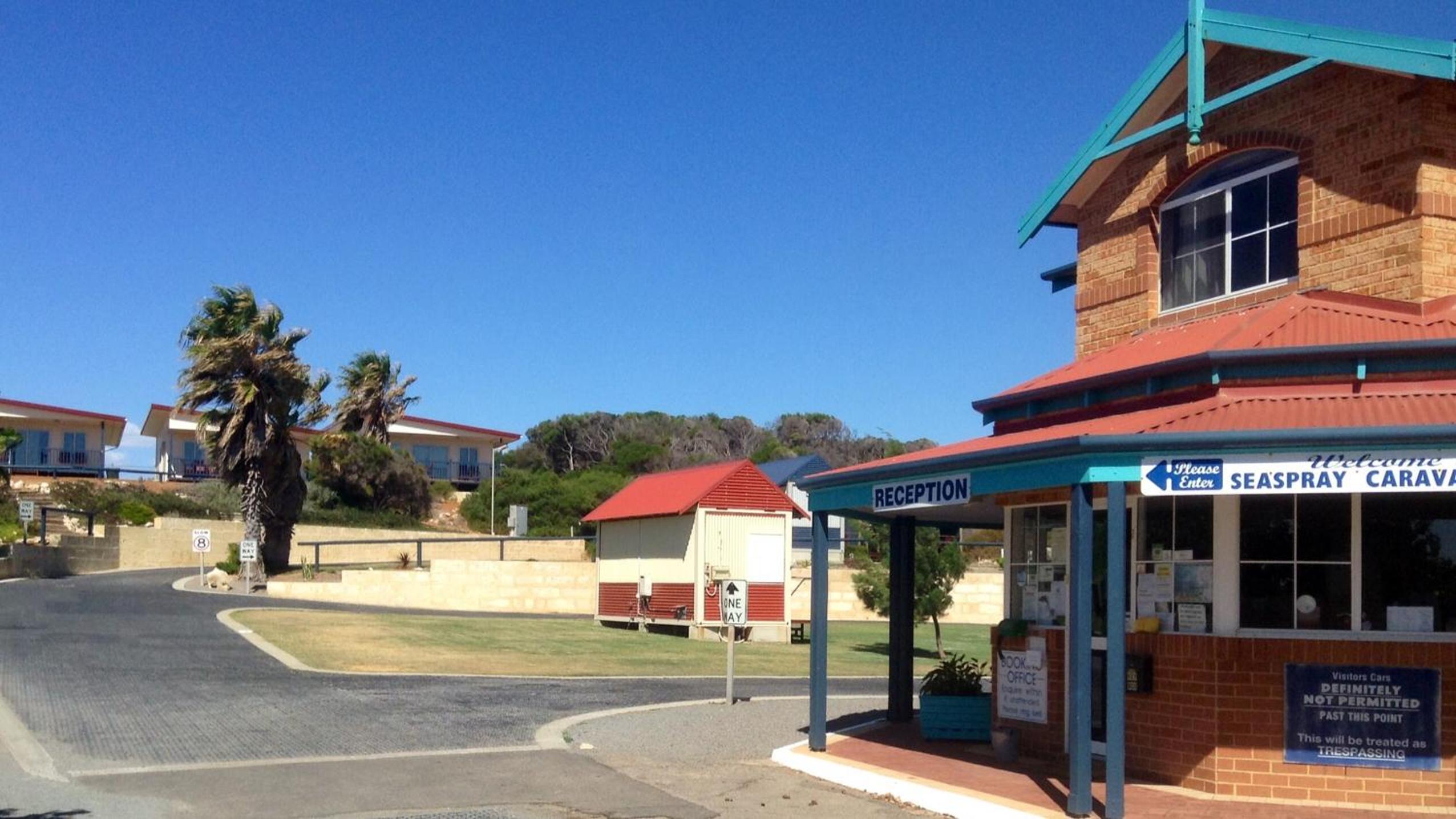 Seaspray Beach Holiday Park