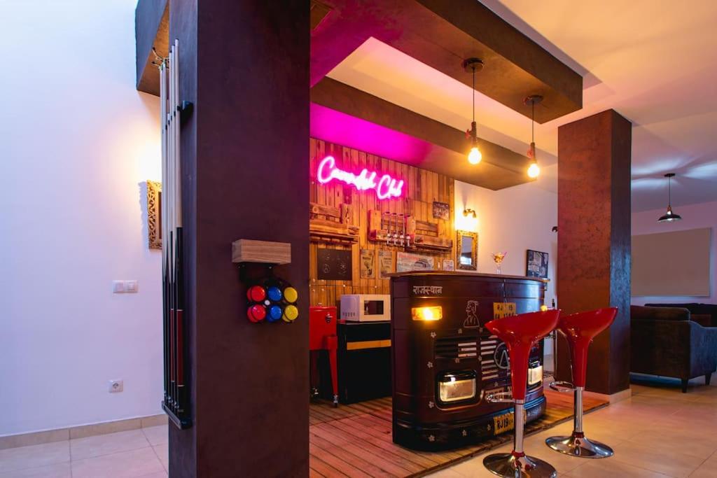 lounge