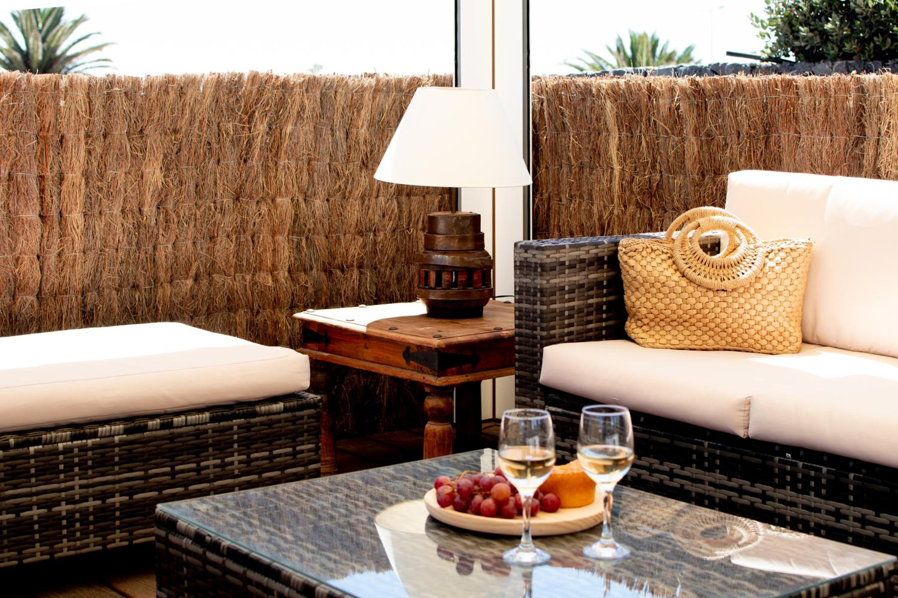 Villa Cavendish with sea views and heatable pool close to Flamingo Beach