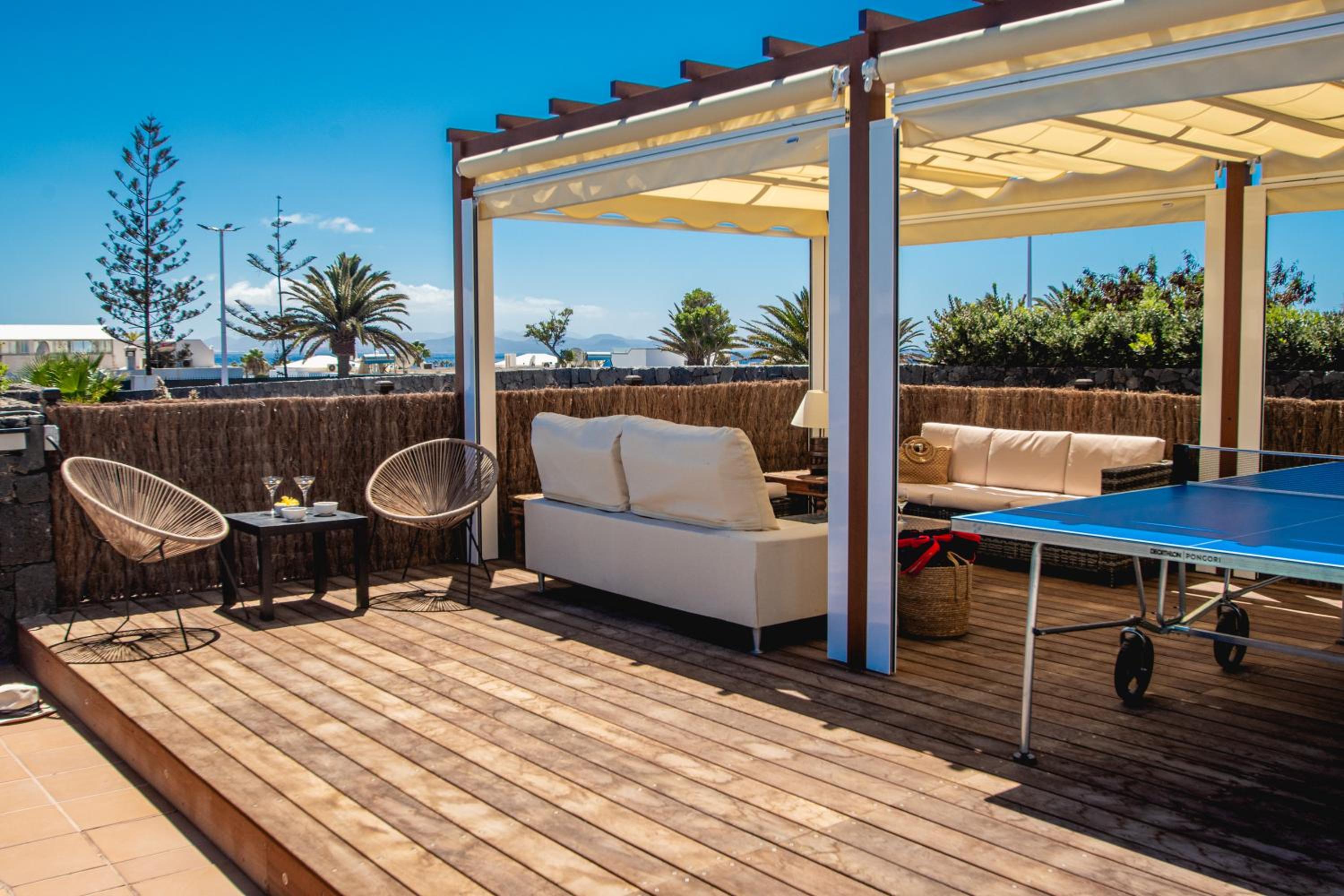 Villa Cavendish with sea views and heatable pool close to Flamingo Beach