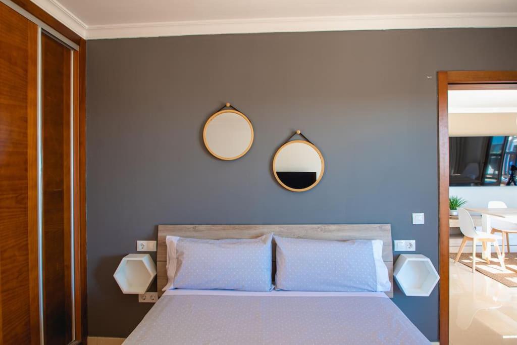 Villa Cavendish with sea views and heatable pool close to Flamingo Beach