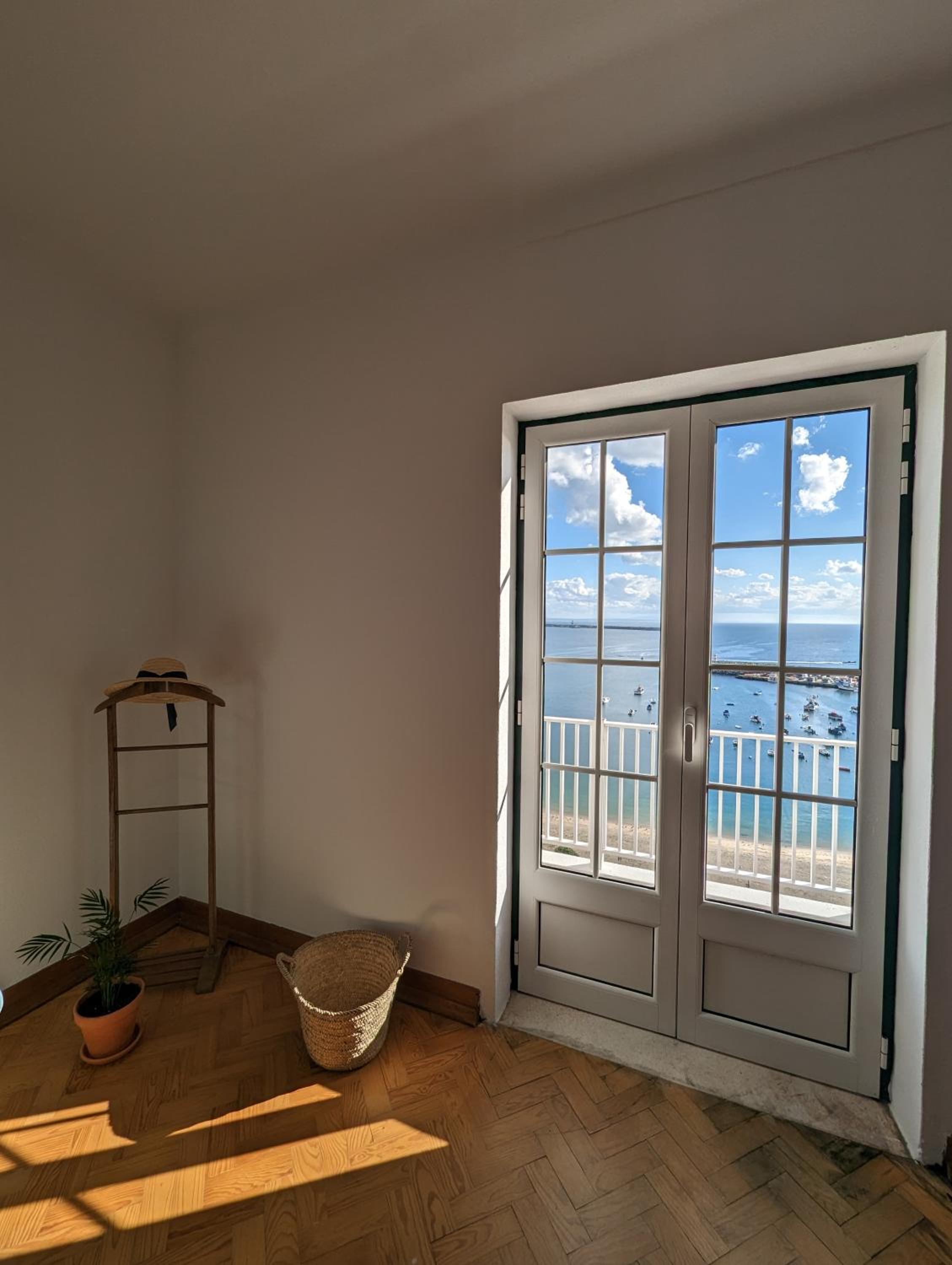 Manas Slowliving - Sines