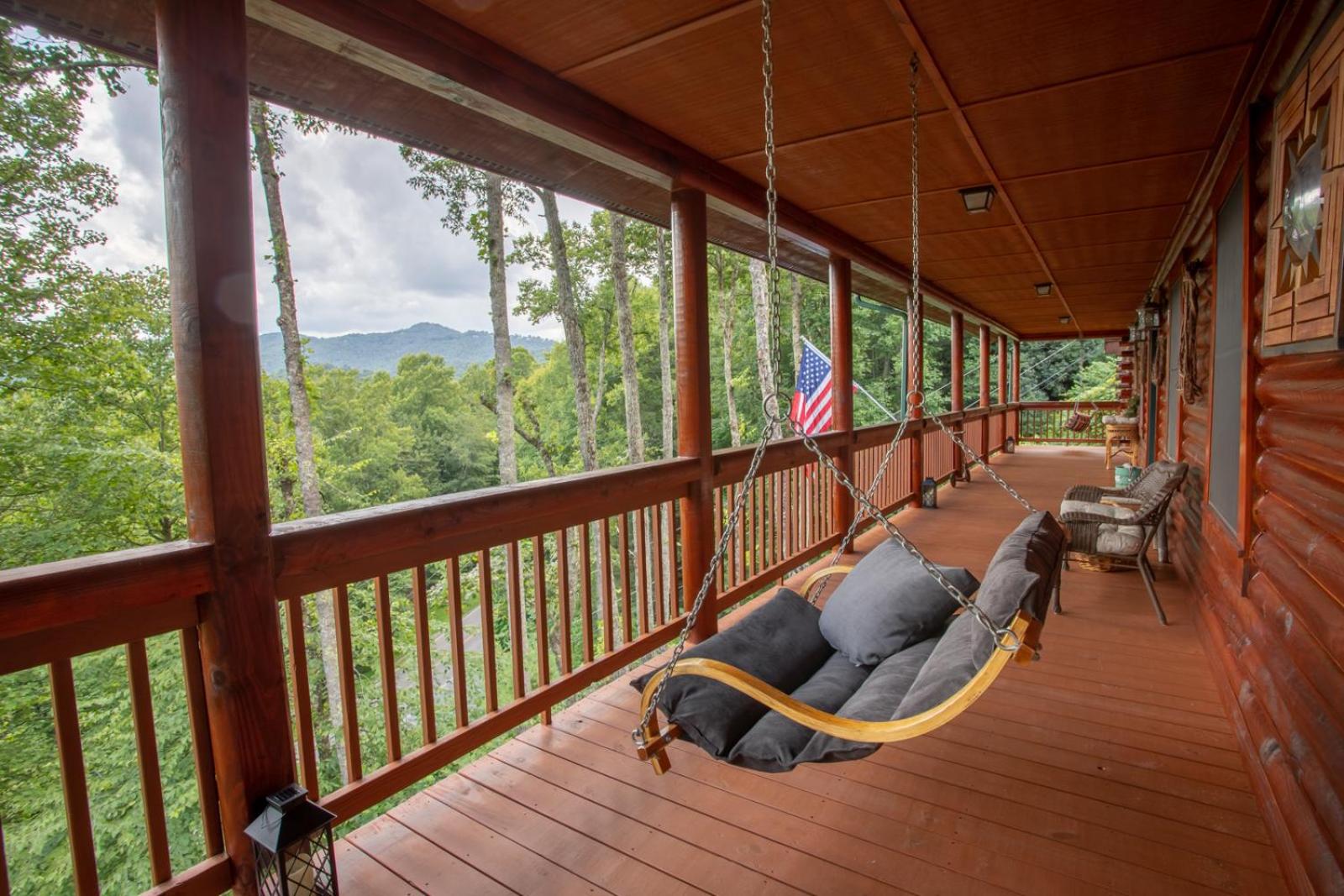 Mountainside Lodge