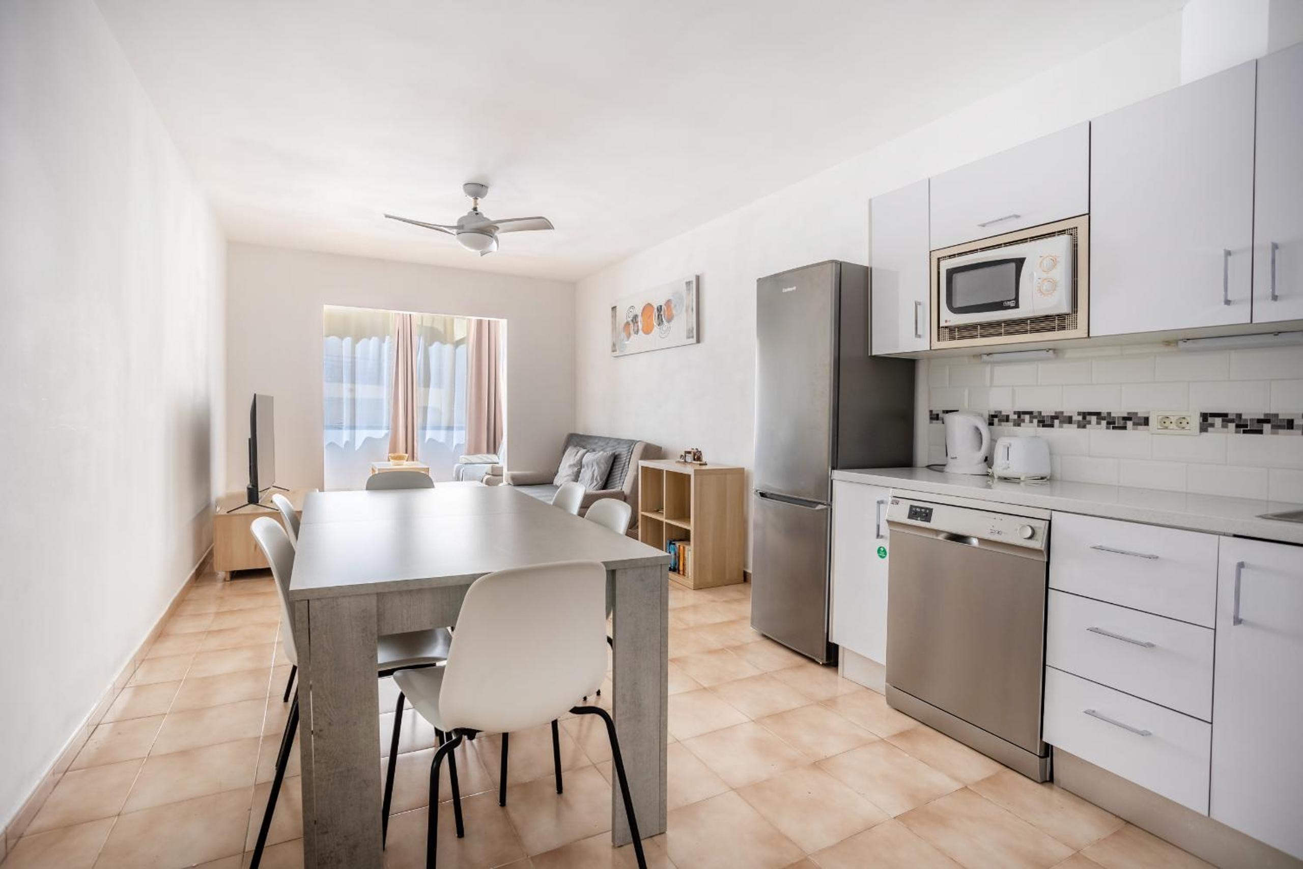 Castle Harbour Feel like home Flat II Los Cristianos LoveTenerife