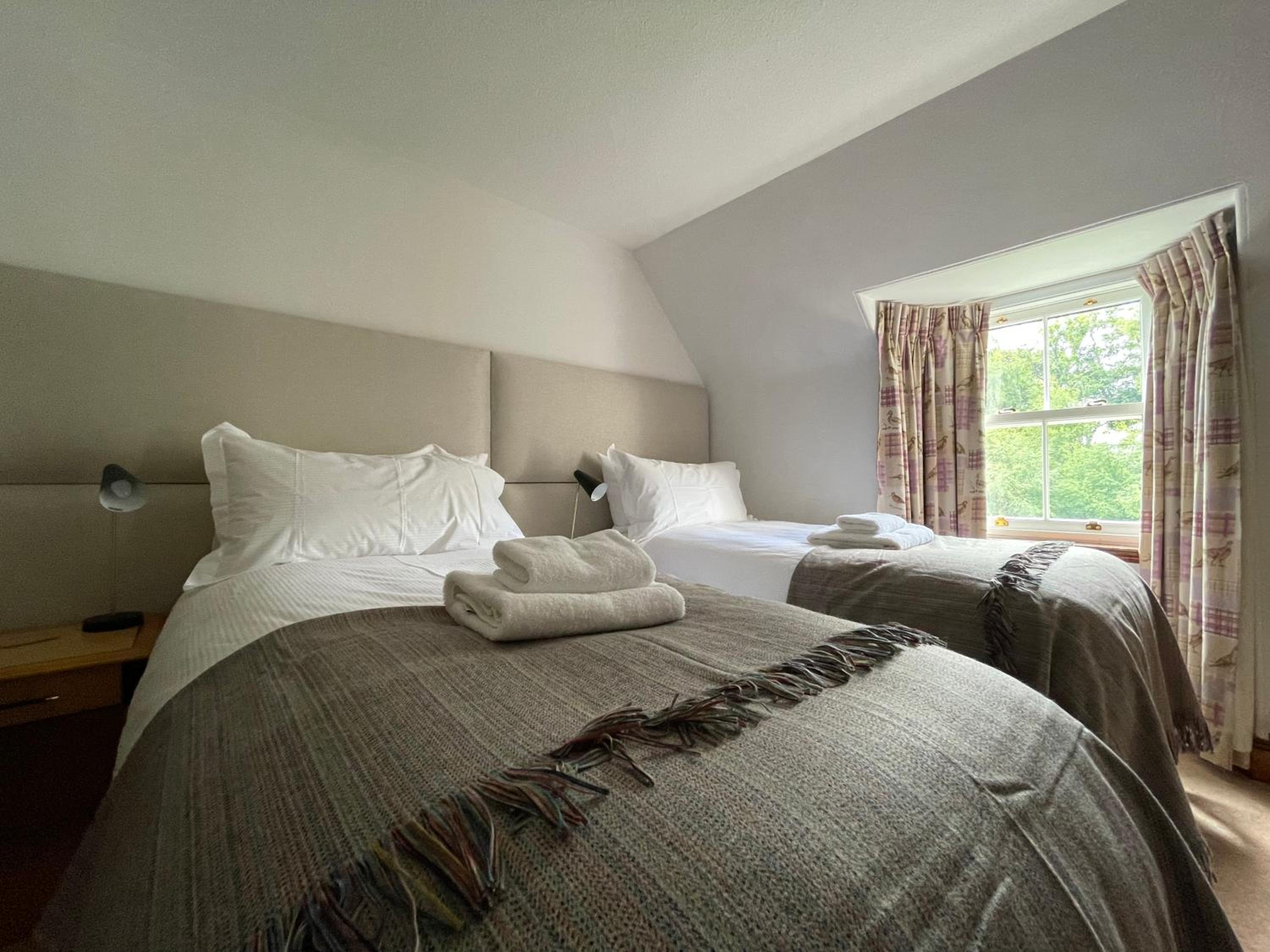 Balloan Cottage view 5