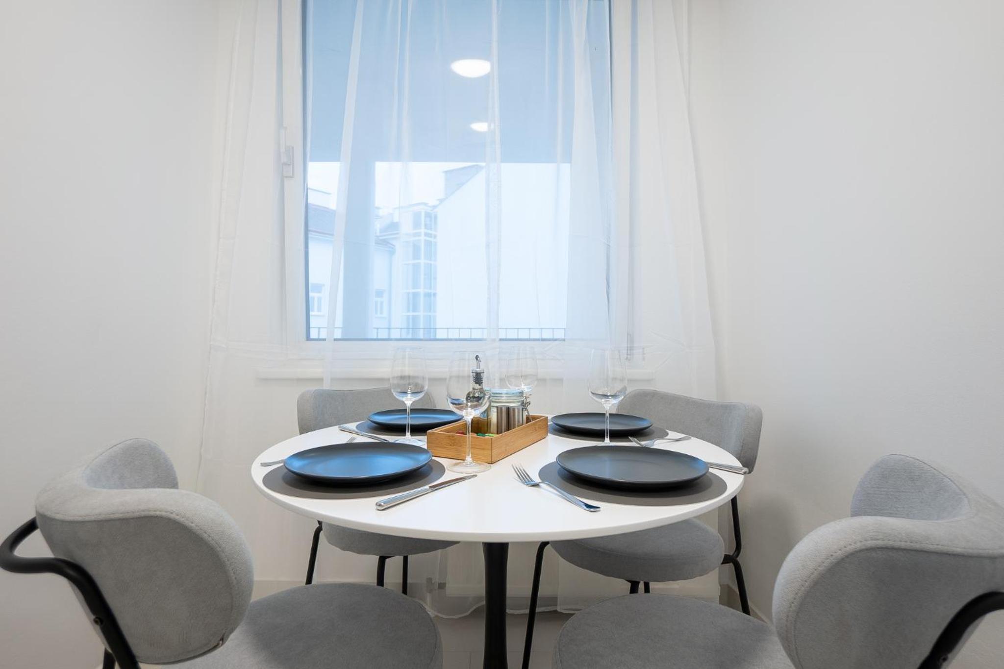 Bright stylish apartment with a huge terrace in a top location