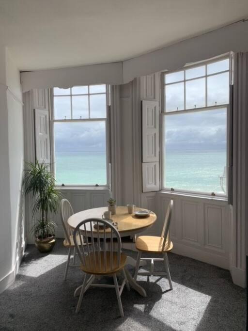 Stunning seafront apartment
