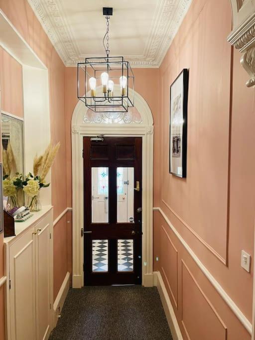 Stunning seafront apartment