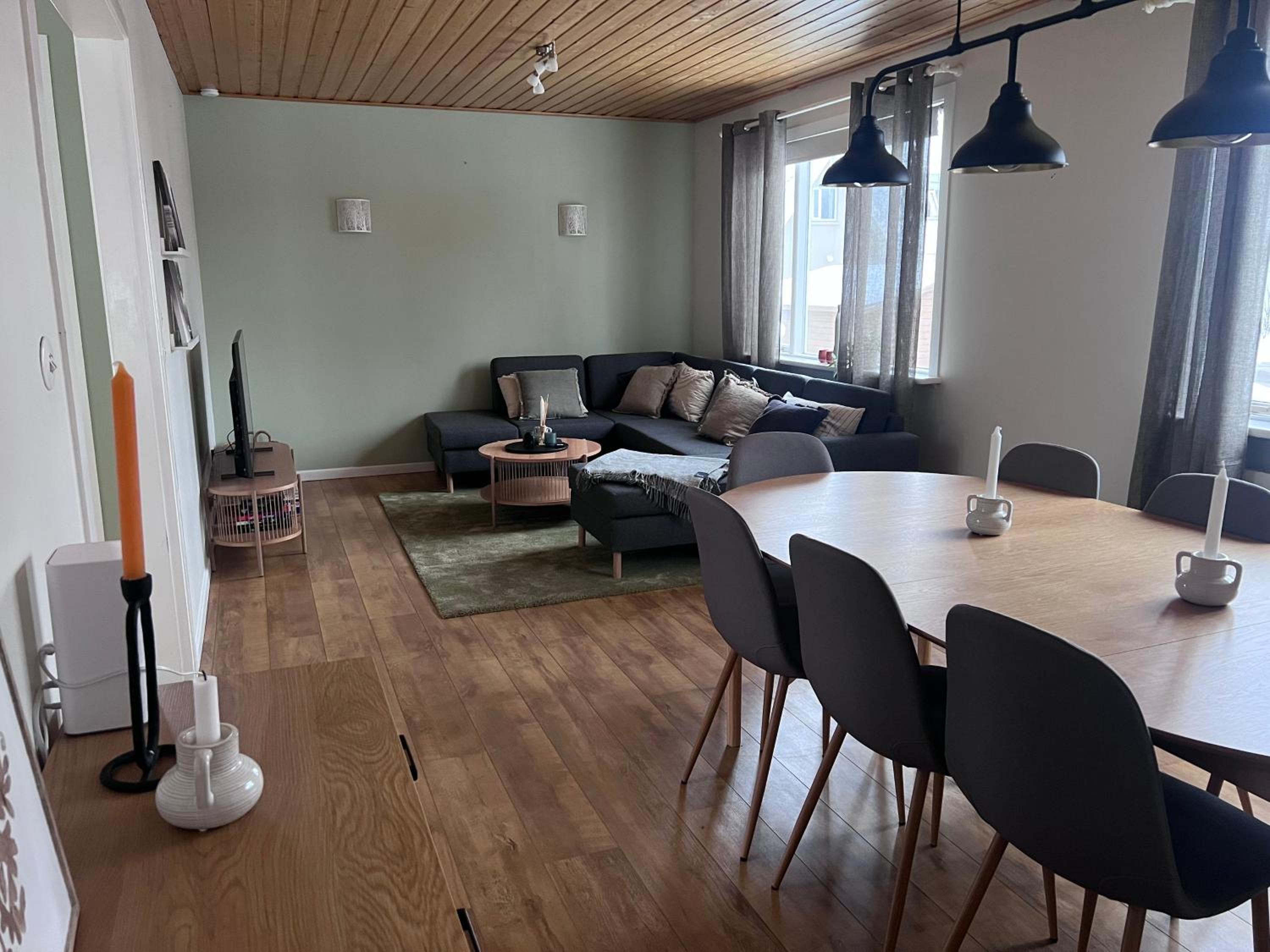 LL Properties - Spacious Historic Home