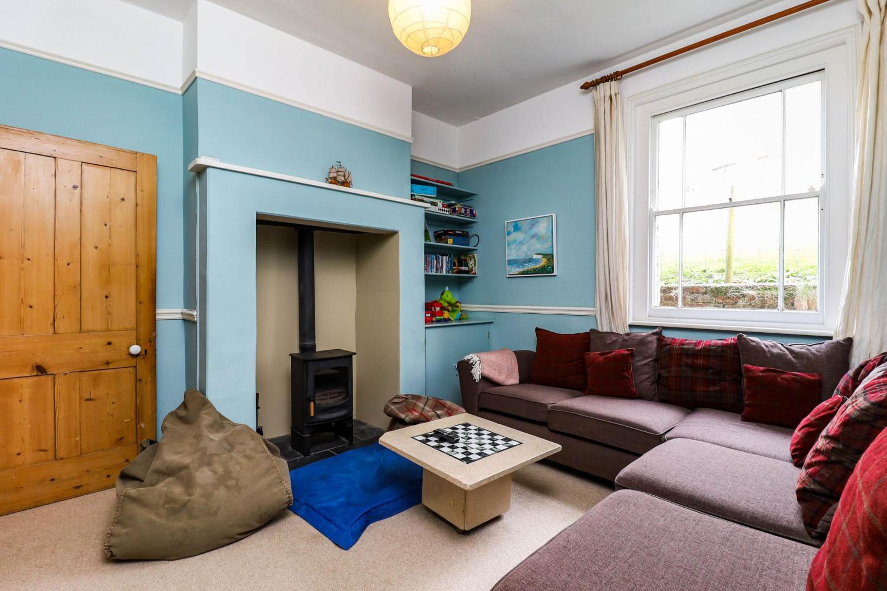 Photo 33