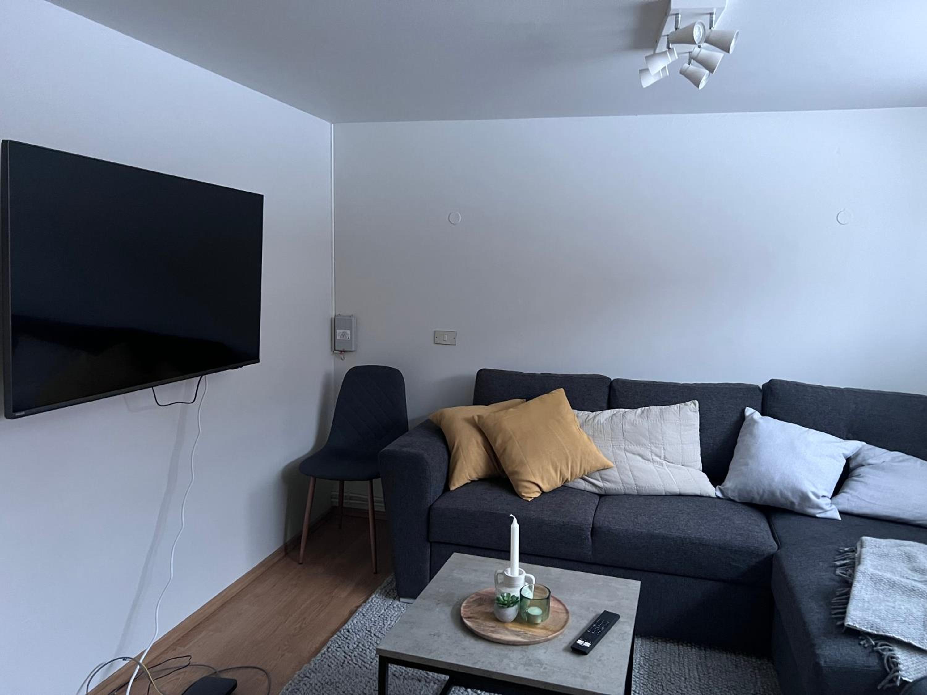 LL Properties - Spacious Historic Home