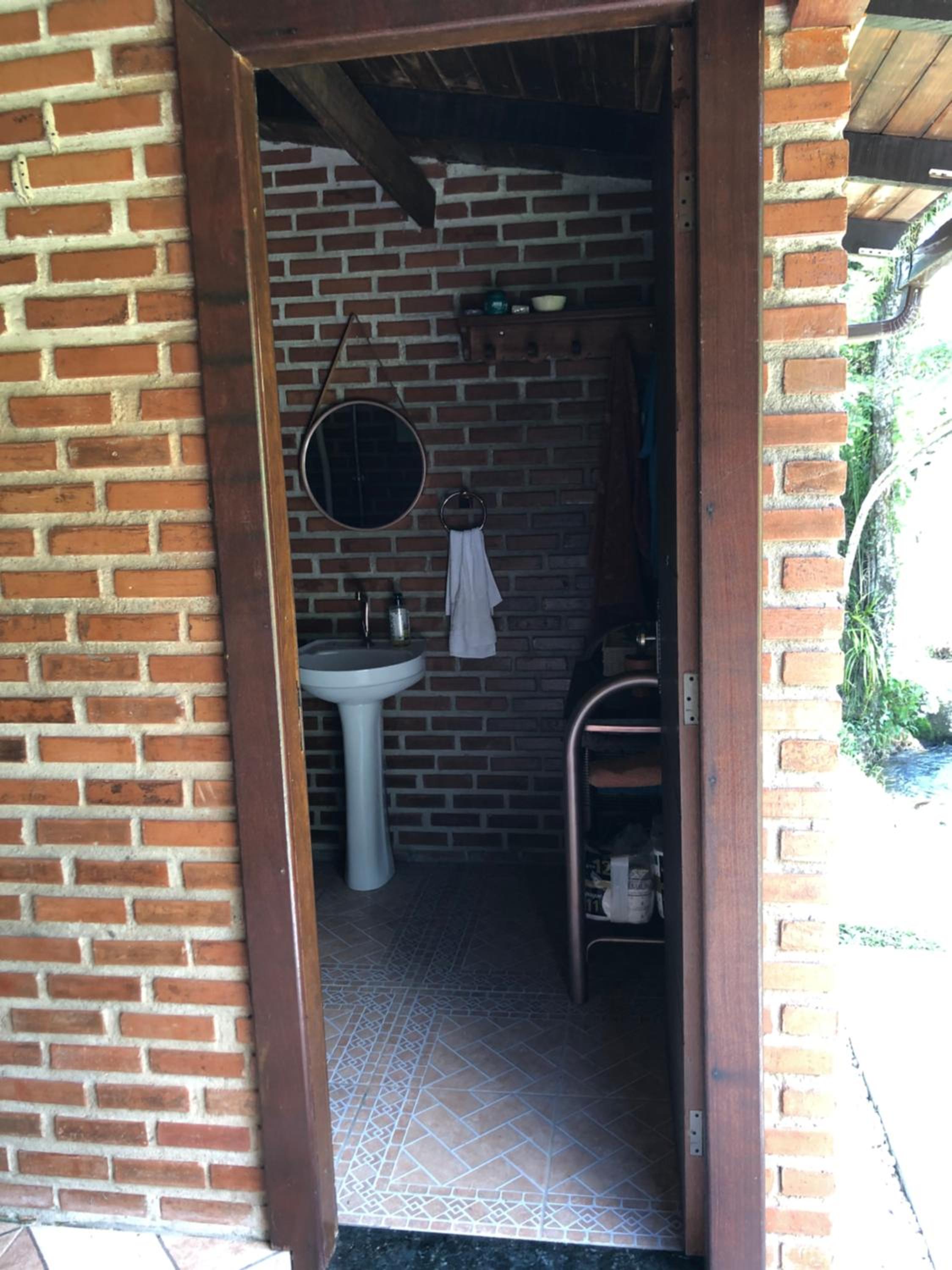 Casa 03 quartos no Sítio Solar di Stella