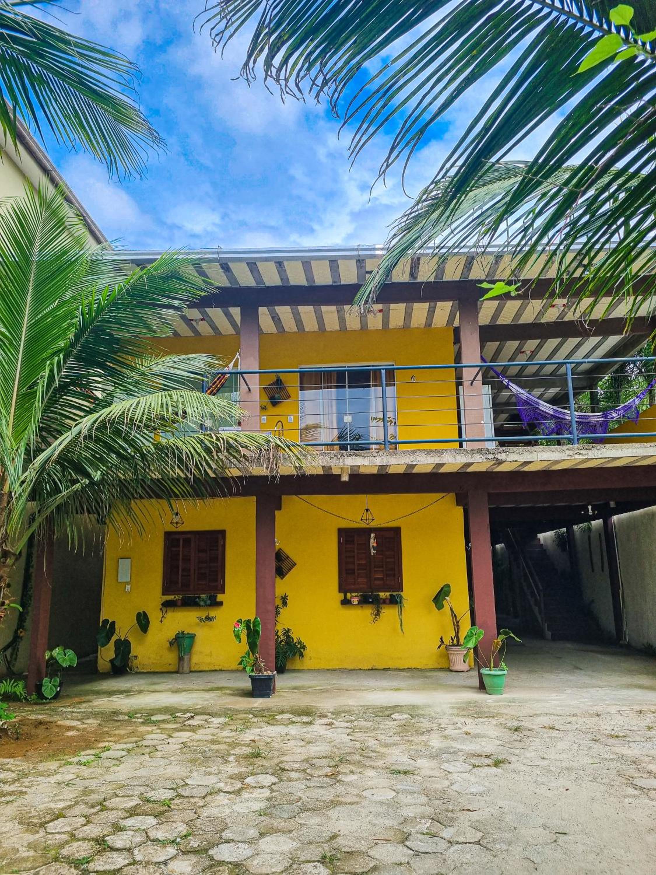 Refúgio dos Amigos casas e apartamentos