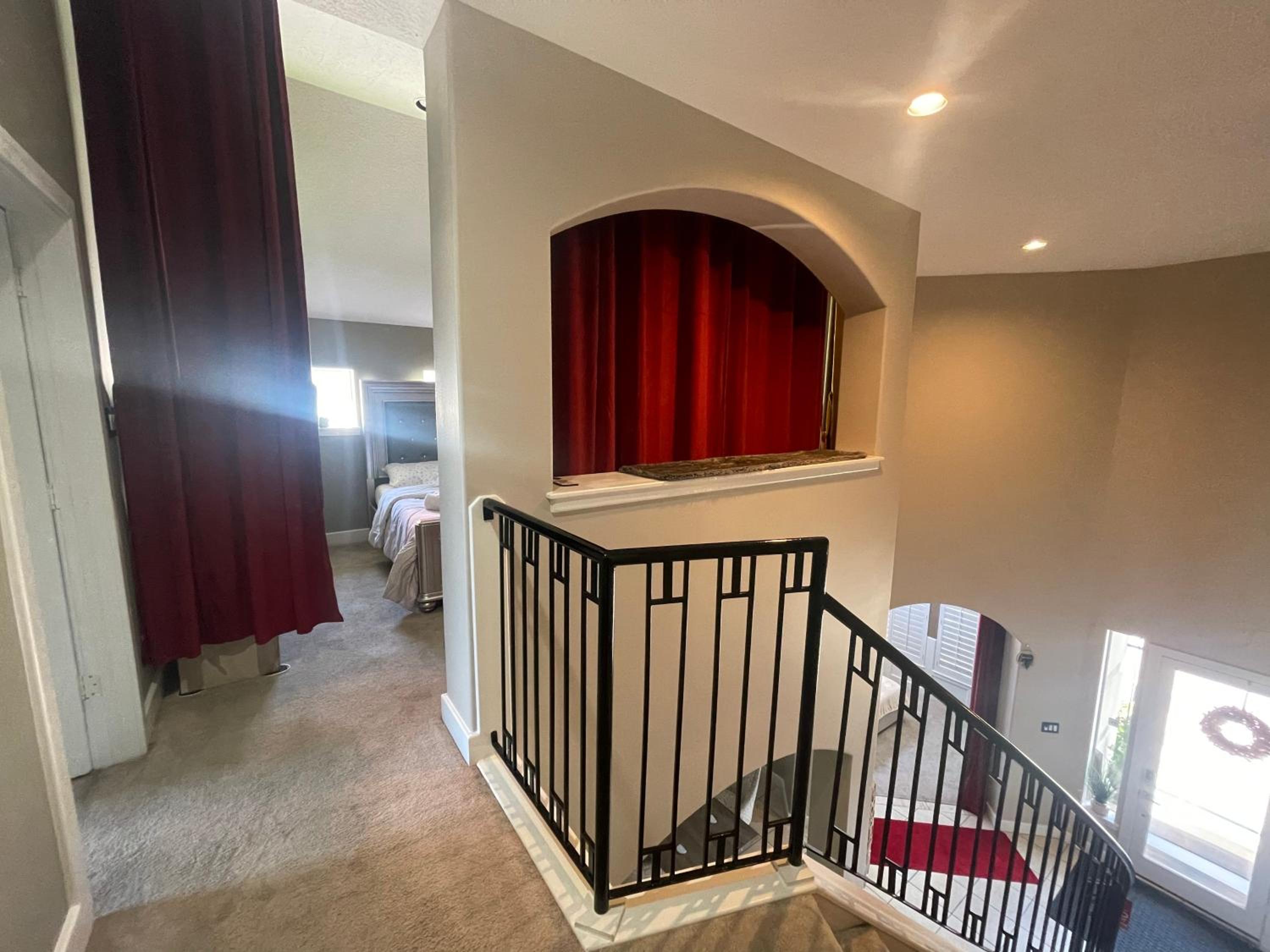 WANDERLUST villa near GALLERIA MALL