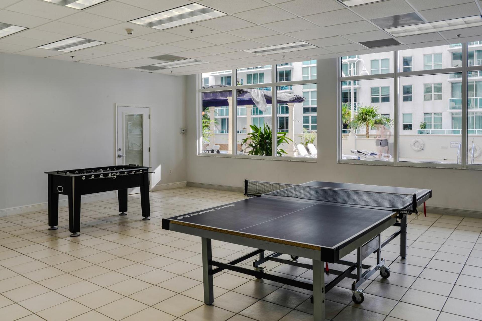 We Host Wonderful 3 BR Condo At Brickell W Gym