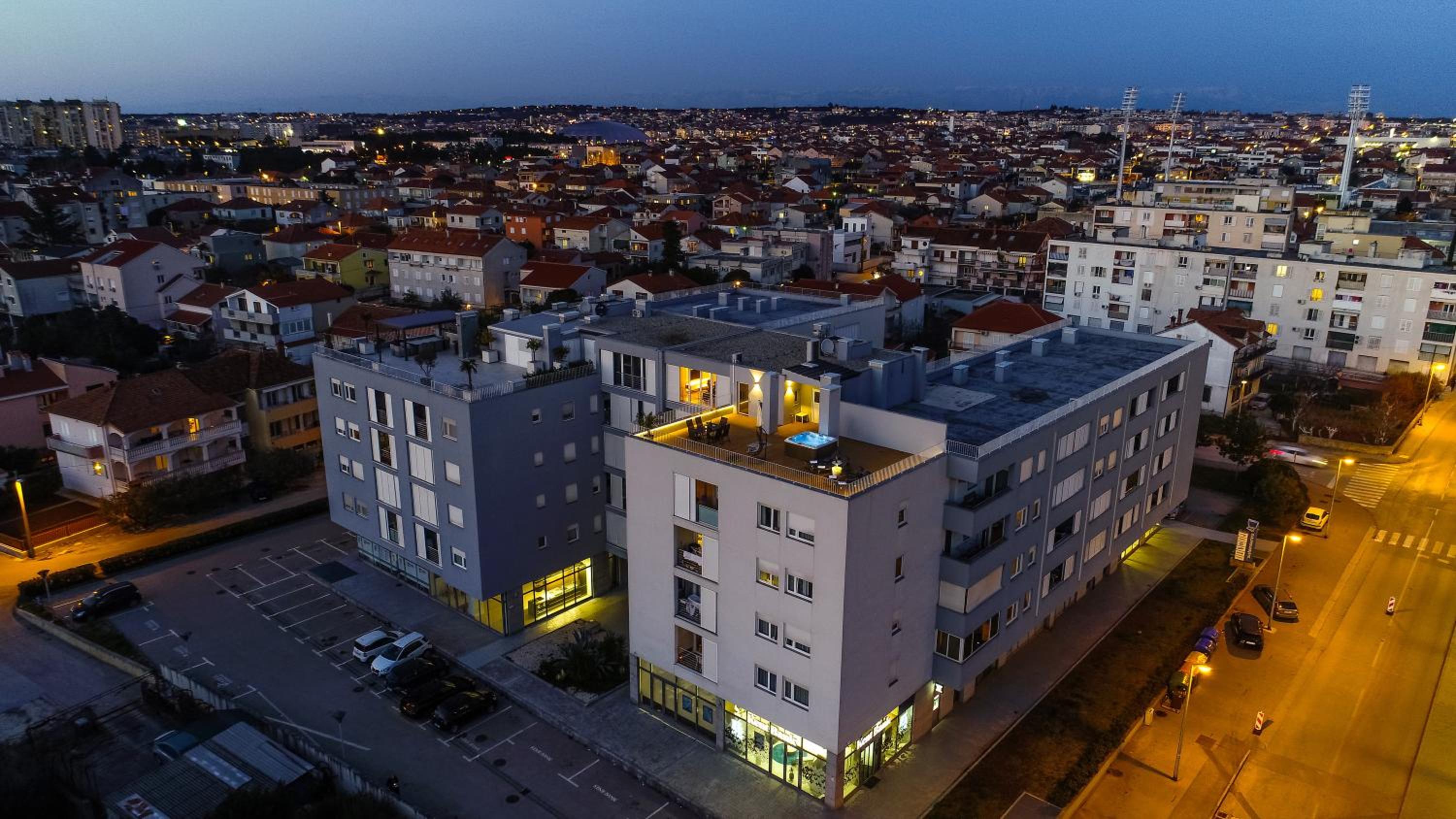 Zadar Sunset Penthouse with spectacular view and jacuzzi