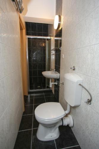 Lovely Home Rooms Center