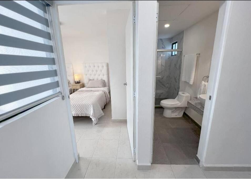Departamento Exclusivo, High Apartment with Great Location 4-B, photo 22