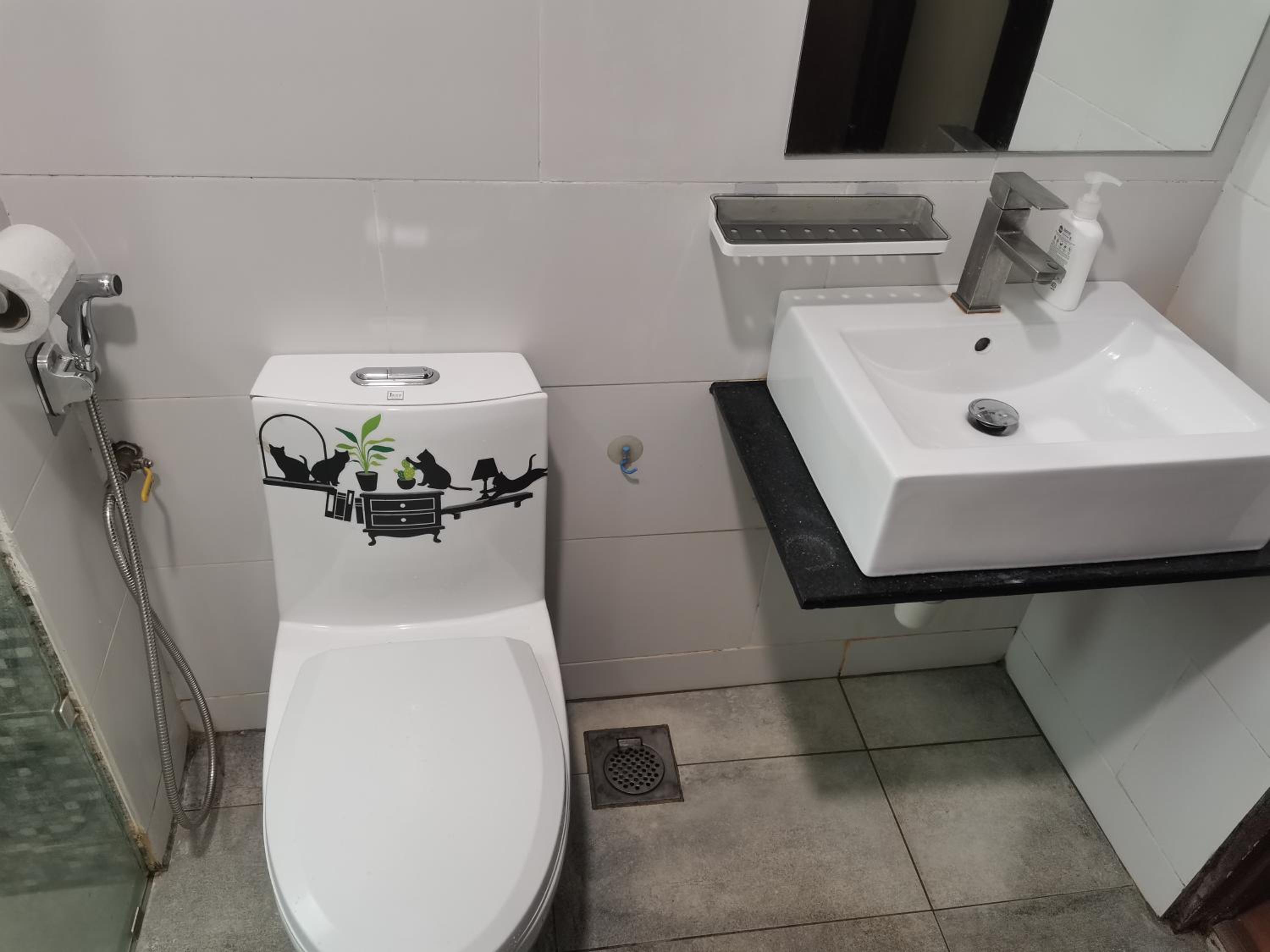 teo resident 2 vivacity jazz suite 4 view 4