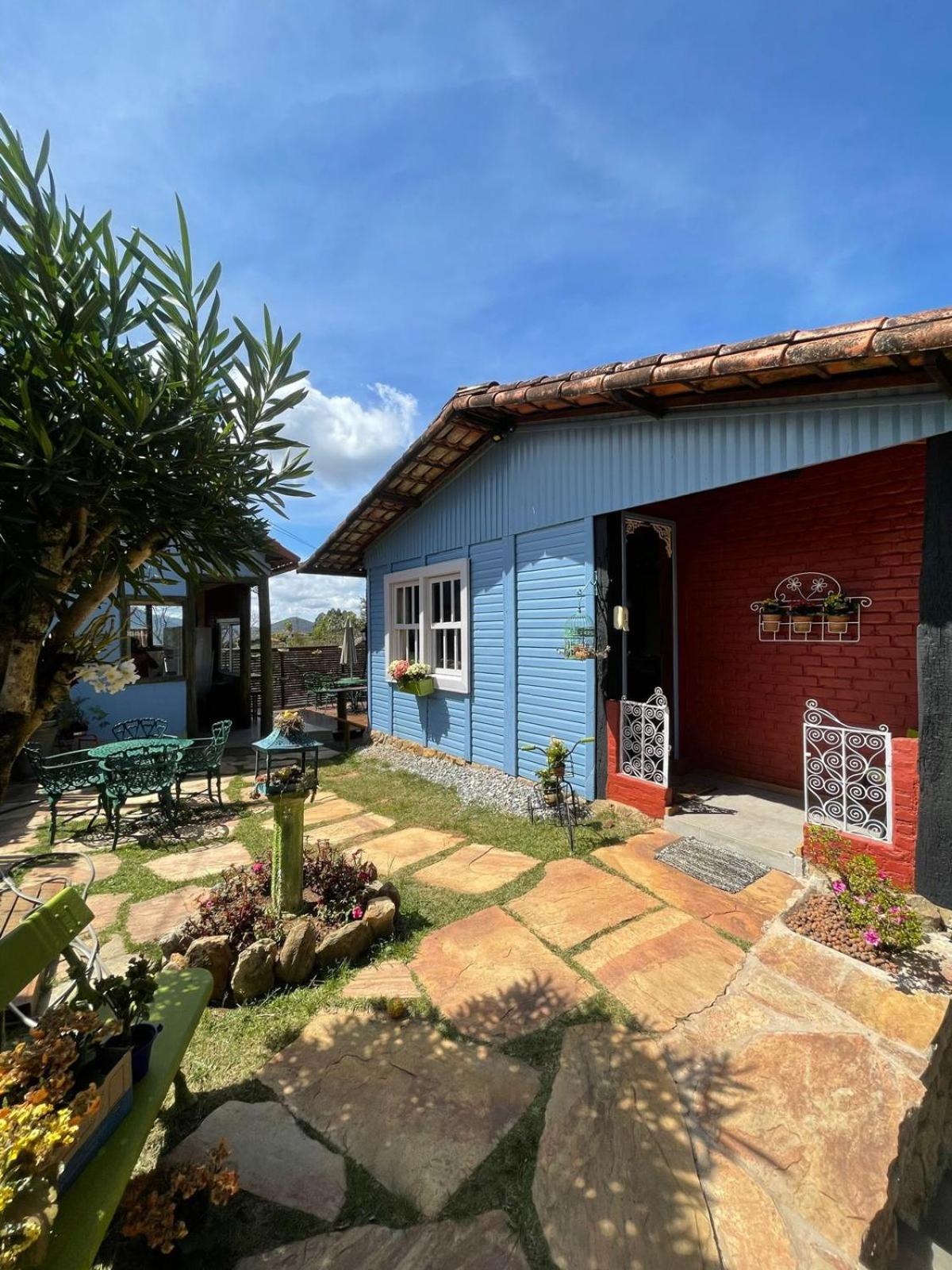 Casa das flores - Lavras Novas