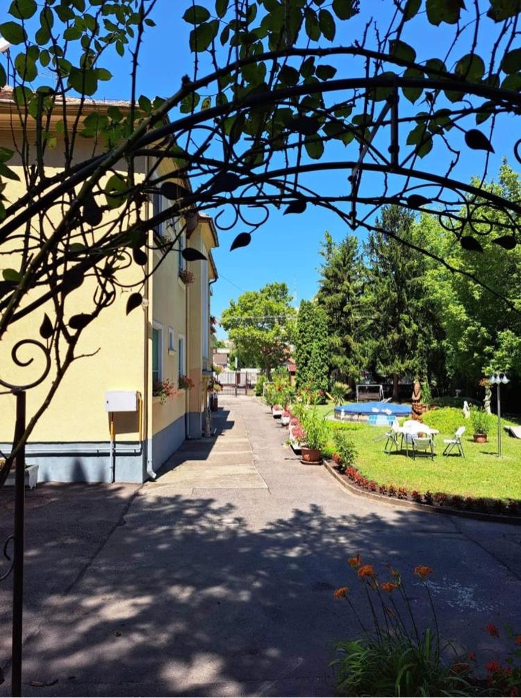 Balaton Panzió