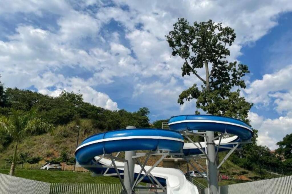 Apartasol con jacuzzi SantaFe