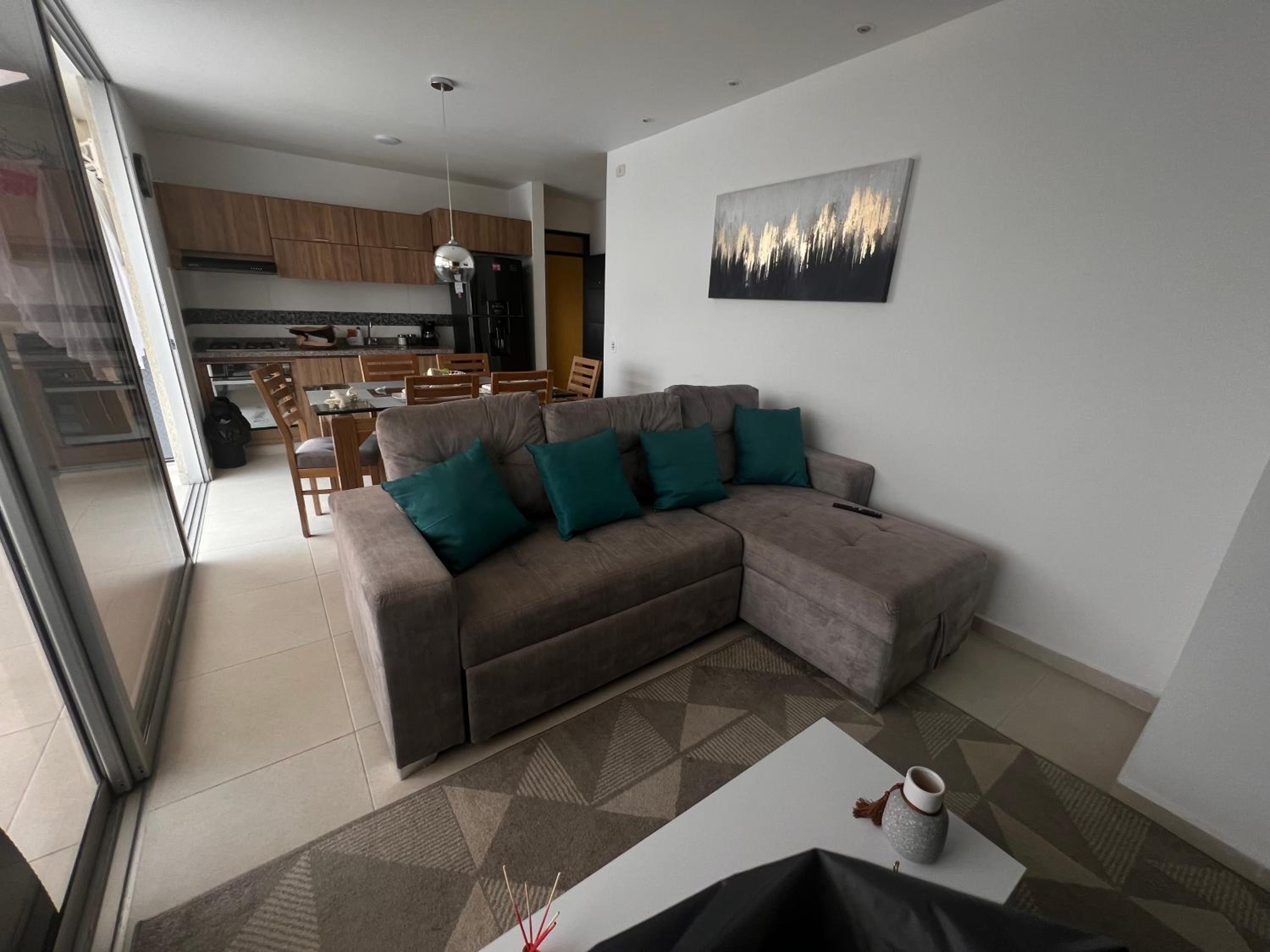 601S Penthouse moderno con Parqueo Incluido