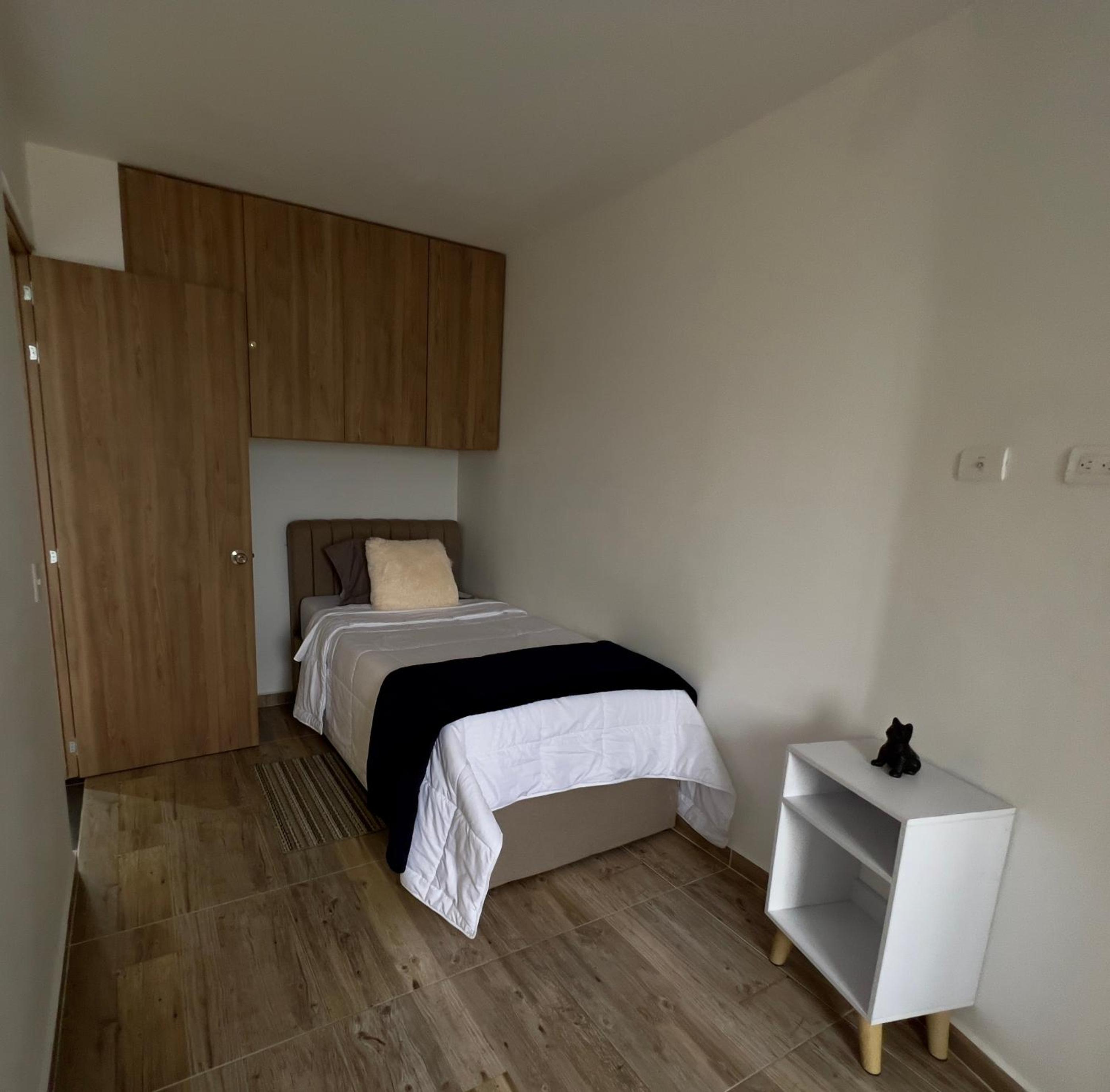 601S Penthouse moderno con Parqueo Incluido