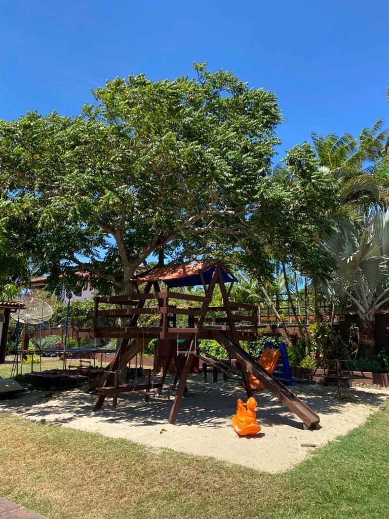 Casa 10 suítes, até 64 pessoas, Praia Ferradura